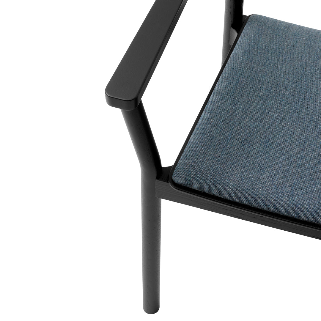 Betty TK11 Armchair - Modern Accent Chair for Living Room, Bedroom & Office - Comfortable Upholstered Lounge Chair with Sturdy Metal Legs - Perfect for Relaxing, Reading & Decorating Your Home