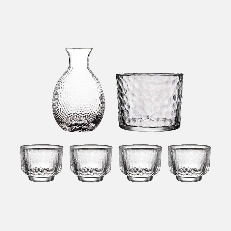 Exquisite Peacock Sake Jug Set - Traditional Japanese Ceramic Sake Set with 2 Cups - Perfect for Sake Tasting, Japanese Tea Ceremony & Home Decor