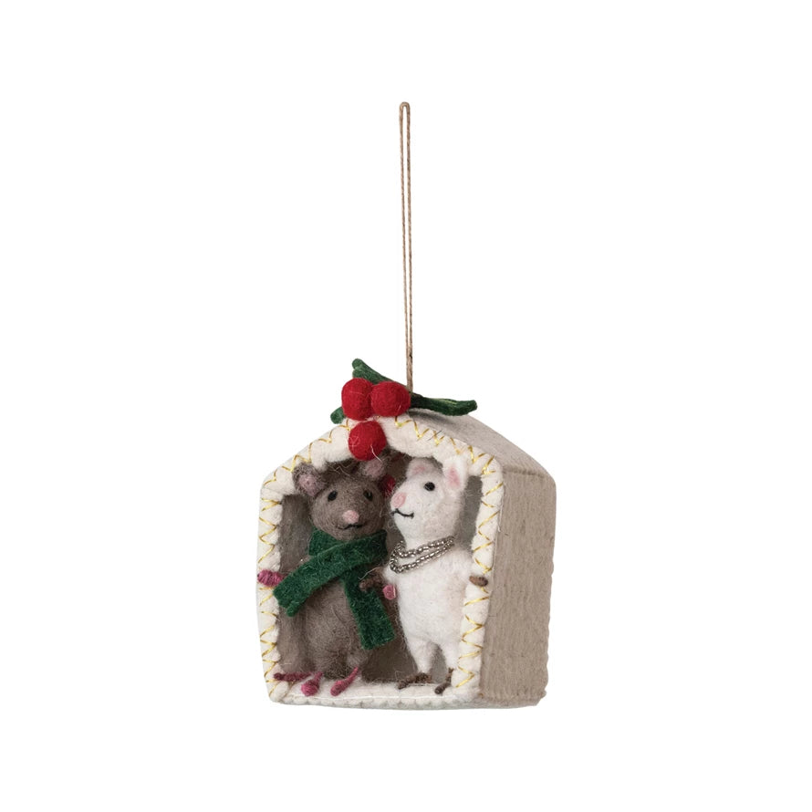 Handmade Wool Felt Christmas Mice Ornaments with Embroidery & Beads - Perfect for Holiday Tree Decorations, Gift Giving, and Mistletoe Kissing Traditions