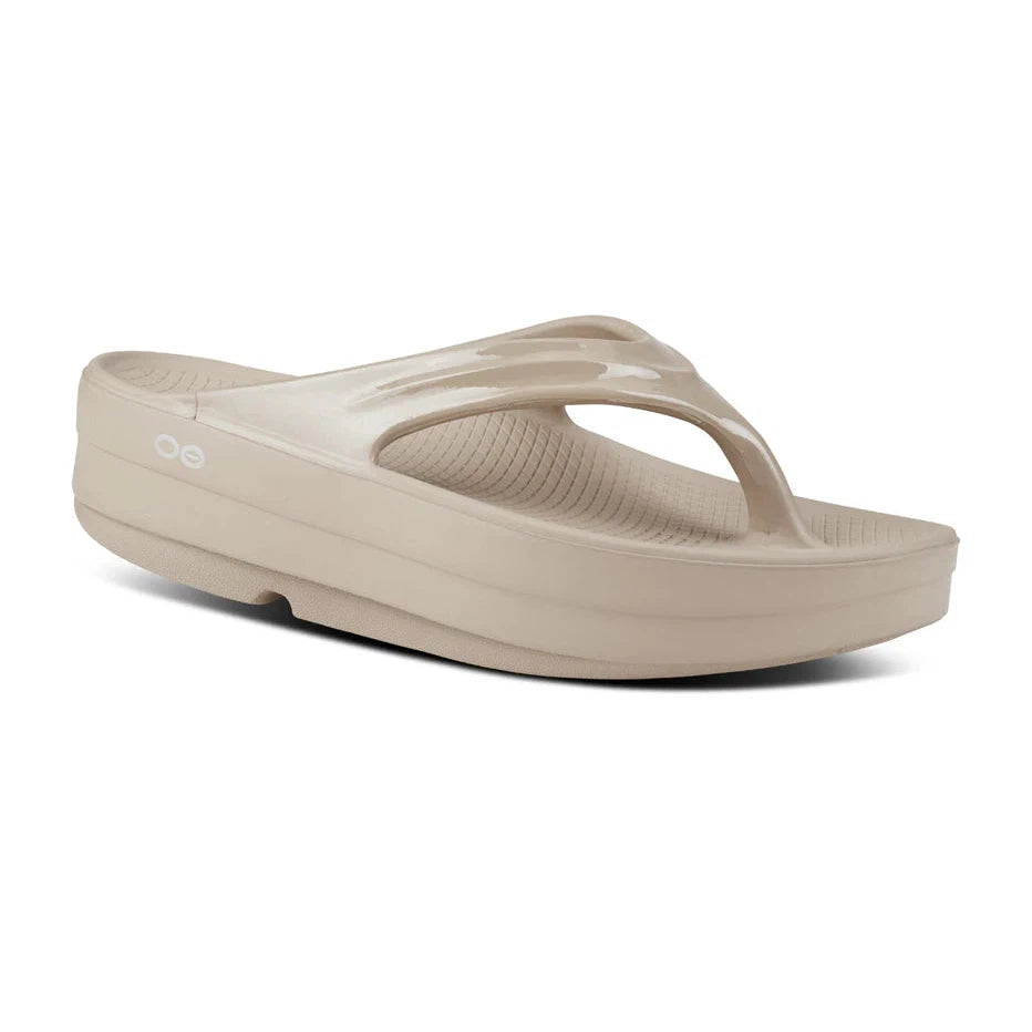 OOmega OOlala Women's Comfortable Summer Sandals - Lightweight & Breathable for Beach, Pool, and Casual Outings