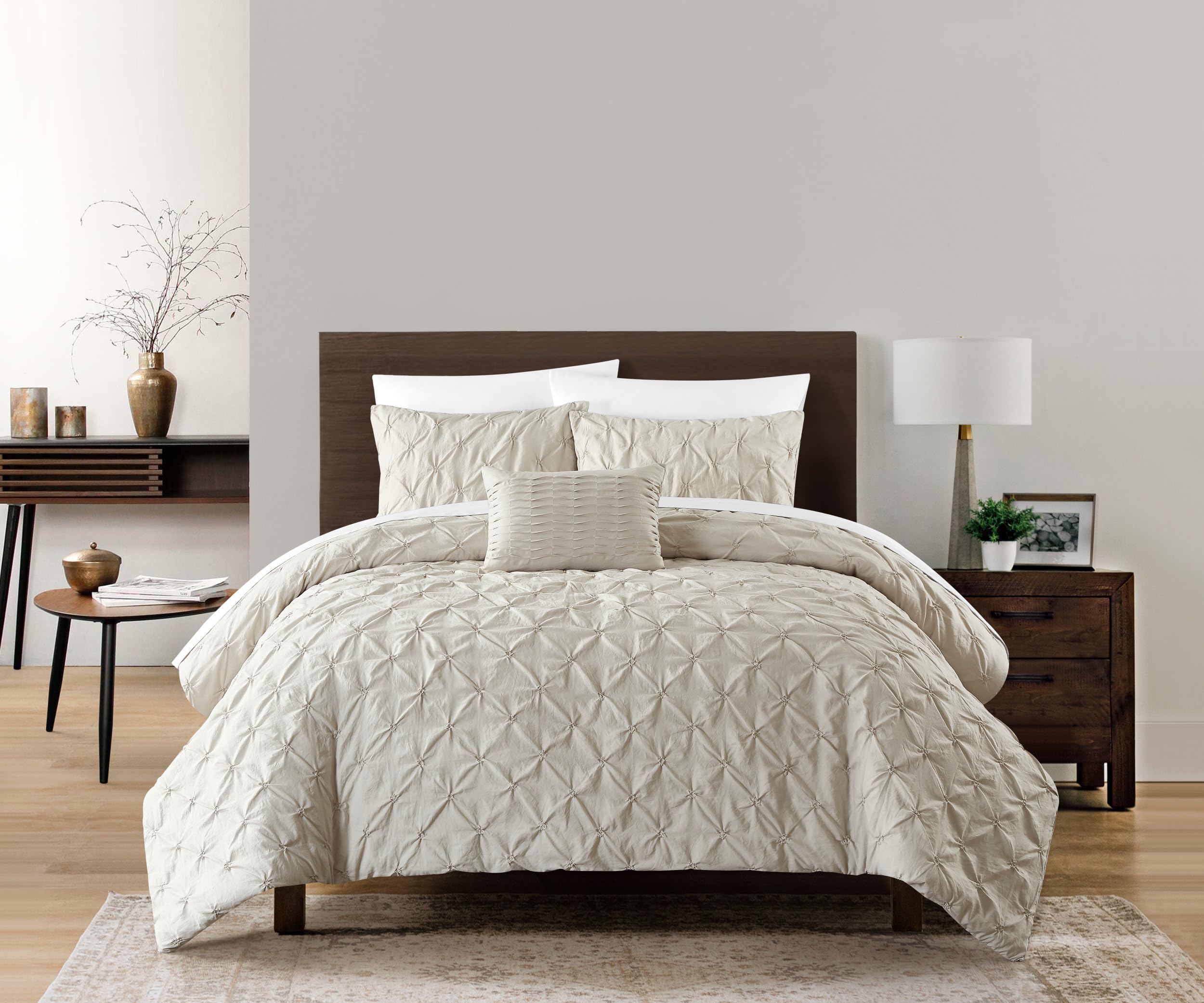 Bradley Queen Size 4-Piece Beige Bed in a Bag Comforter Set - Microfiber Diamond Pinch Pleat Bedding with Comforter, Pillow Shams & Decorative Pillows | Perfect for Master Bedroom, Guest Room & Cozy Home Decor