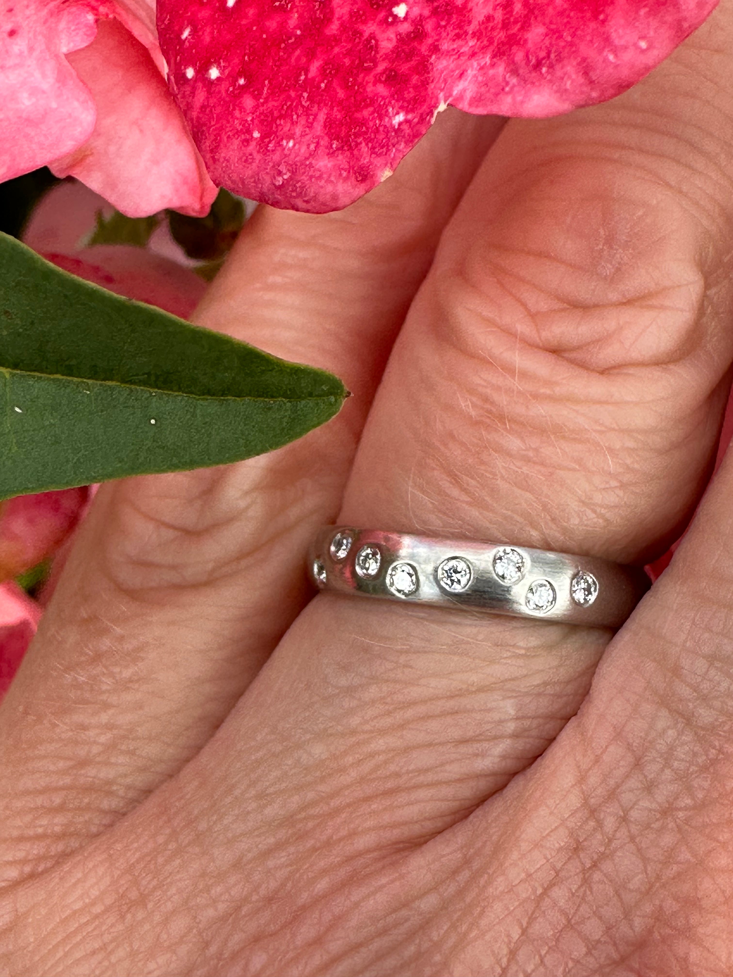 0.08ct Platinum Scattered Diamond Comfort Court Ring for Women - Elegant Wedding, Engagement & Anniversary Jewelry Gift
