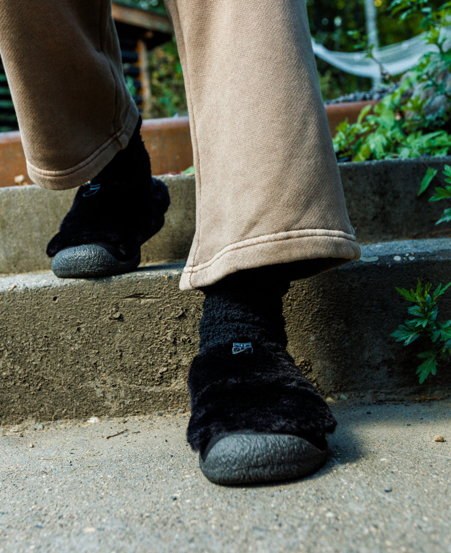 Women's Howser III Slide Sandals - Black/Canteen | Comfortable & Stylish Summer Slides for Beach, Pool, and Casual Wear