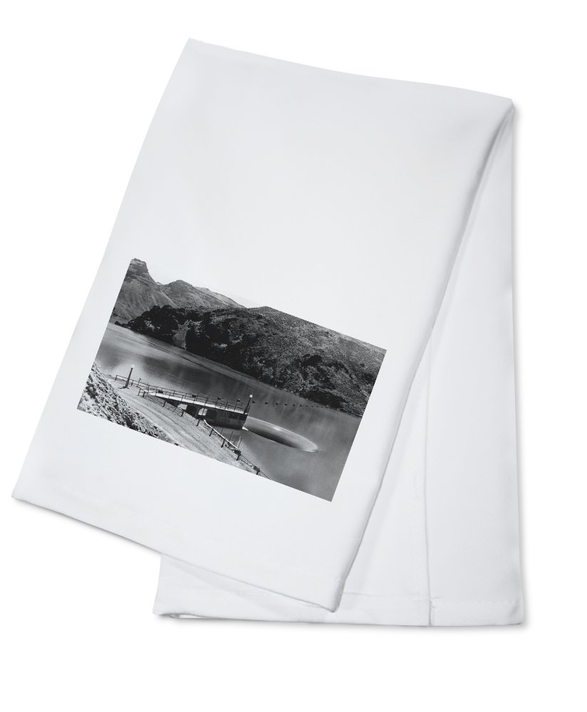 Owyhee Dam Oregon Glory Hole Spillway Photo Printed 100% Cotton Tea Towel - Decorative Hand Towel for Kitchen, Bathroom & Home Decor - Perfect for Dish Drying, Gift Giving & Farmhouse Style Decor