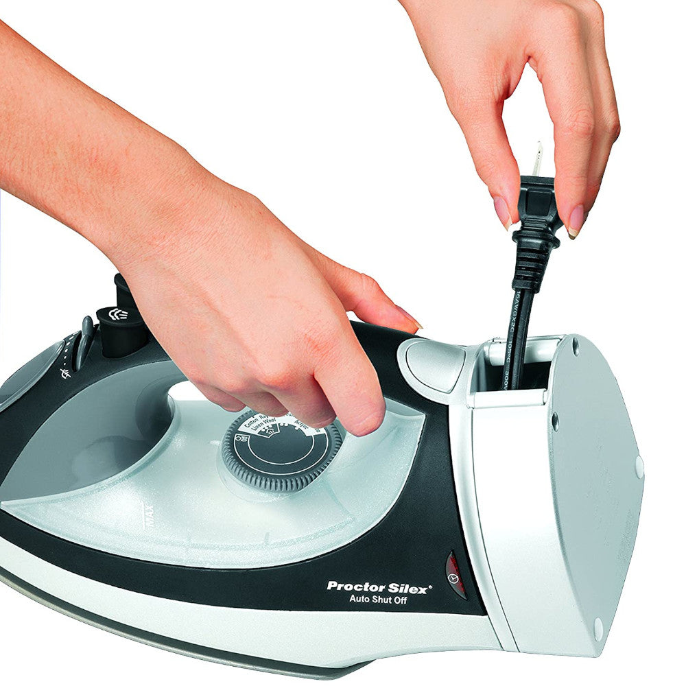 Hamilton Beach 14210R Retractable Cord Steam Iron - Perfect for Home, Office & Travel - Fast Heating & Wrinkle-Free Clothes