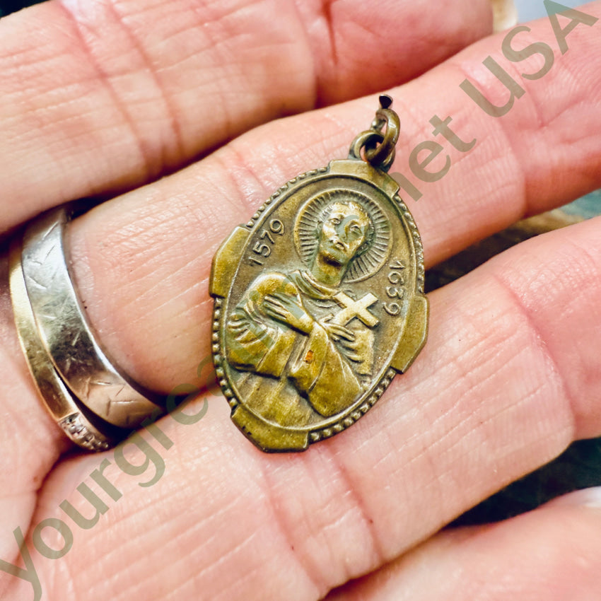 Vintage Brass Saint Martin De Porres Devotional Pendant - Religious Necklace for Catholic Faith - Perfect for Prayer, Church Wear & Spiritual Gifts