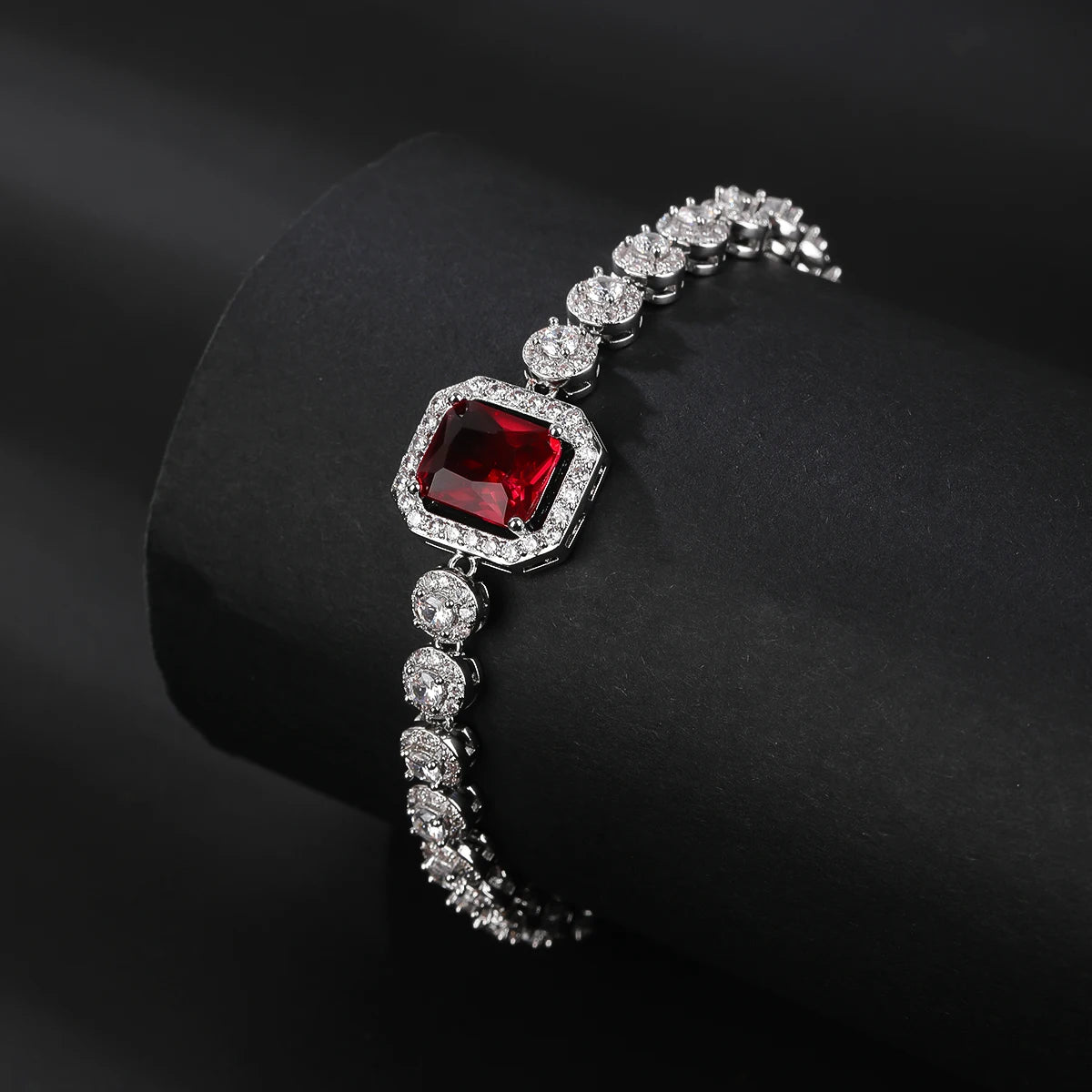 Luxury Shiny Cubic Zirconia Square Tennis Chain Bracelet for Women - Elegant Wedding, Party & Evening Jewelry Accessory - Perfect for Bridal, Anniversary Gifts & Special Occasions