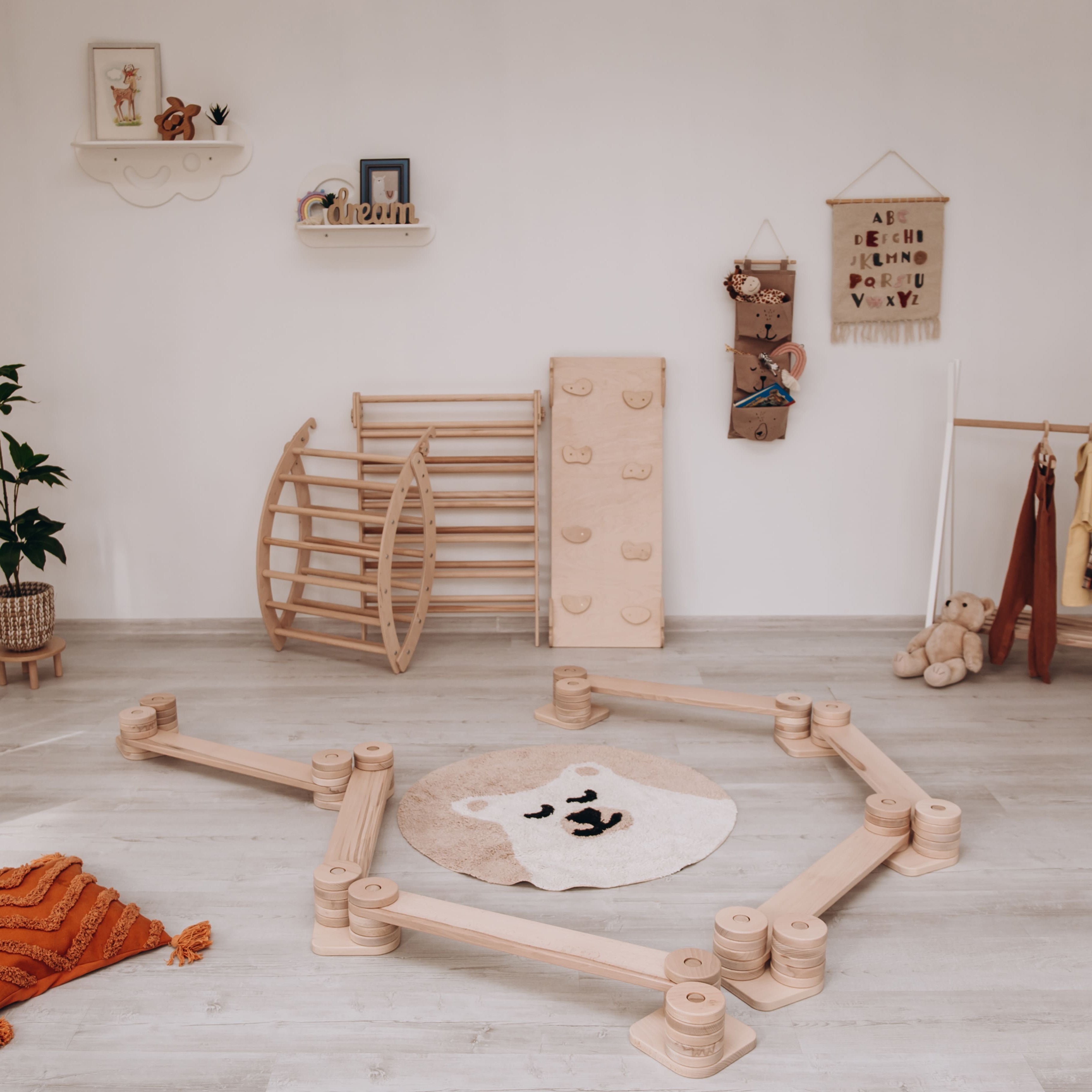 Kids Balance Beam - Non-Slip Gymnastics Training Equipment for Toddlers & Children - Perfect for Indoor/Outdoor Play, Yoga, and Motor Skill Development