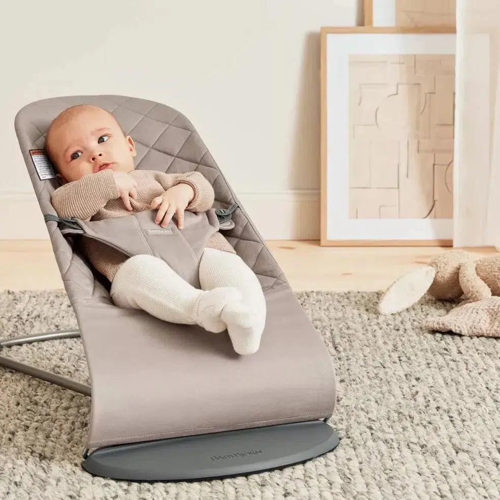 Baby Bjorn Bouncer Bliss Woven Classic Quilt Sand Grey - Premium Baby Bouncer for Newborns & Infants | Comfortable & Ergonomic Design for Playtime & Relaxation at Home