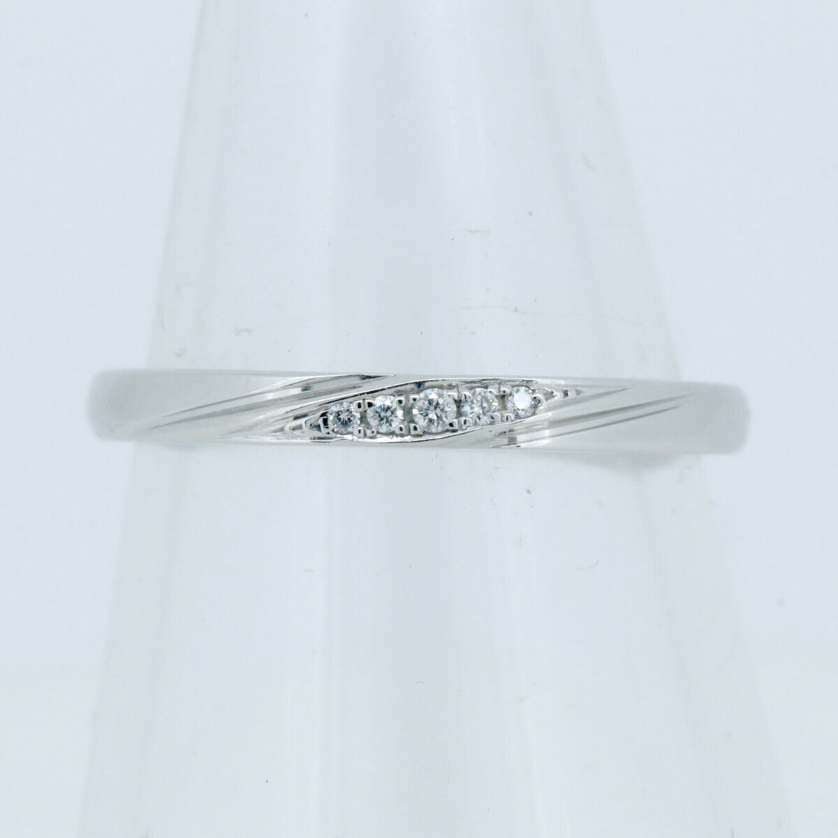 4℃ Diamond Ring Pt950 Platinum - Elegant Solitaire Engagement & Wedding Band for Women - Perfect for Proposals, Anniversaries & Special Occasions