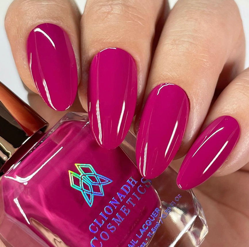 Butterfly Clip Nail Polish - Long Lasting Nail Lacquer with High Gloss Finish - Perfect for Manicures, Pedicures, and Nail Art Designs