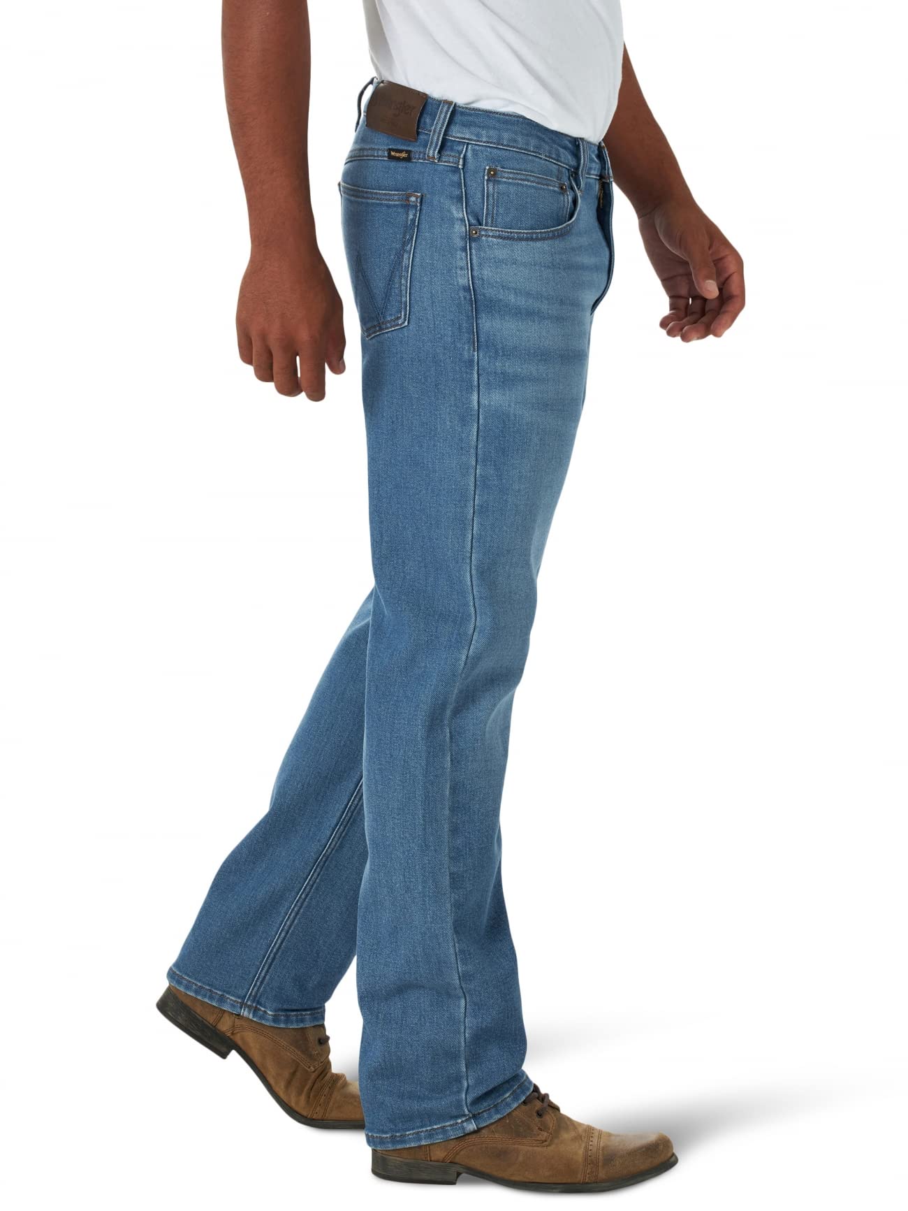 Wrangler Men's Free to Stretch Regular Fit Jeans - Comfortable Denim Pants for Casual Wear, Work & Outdoor Activities