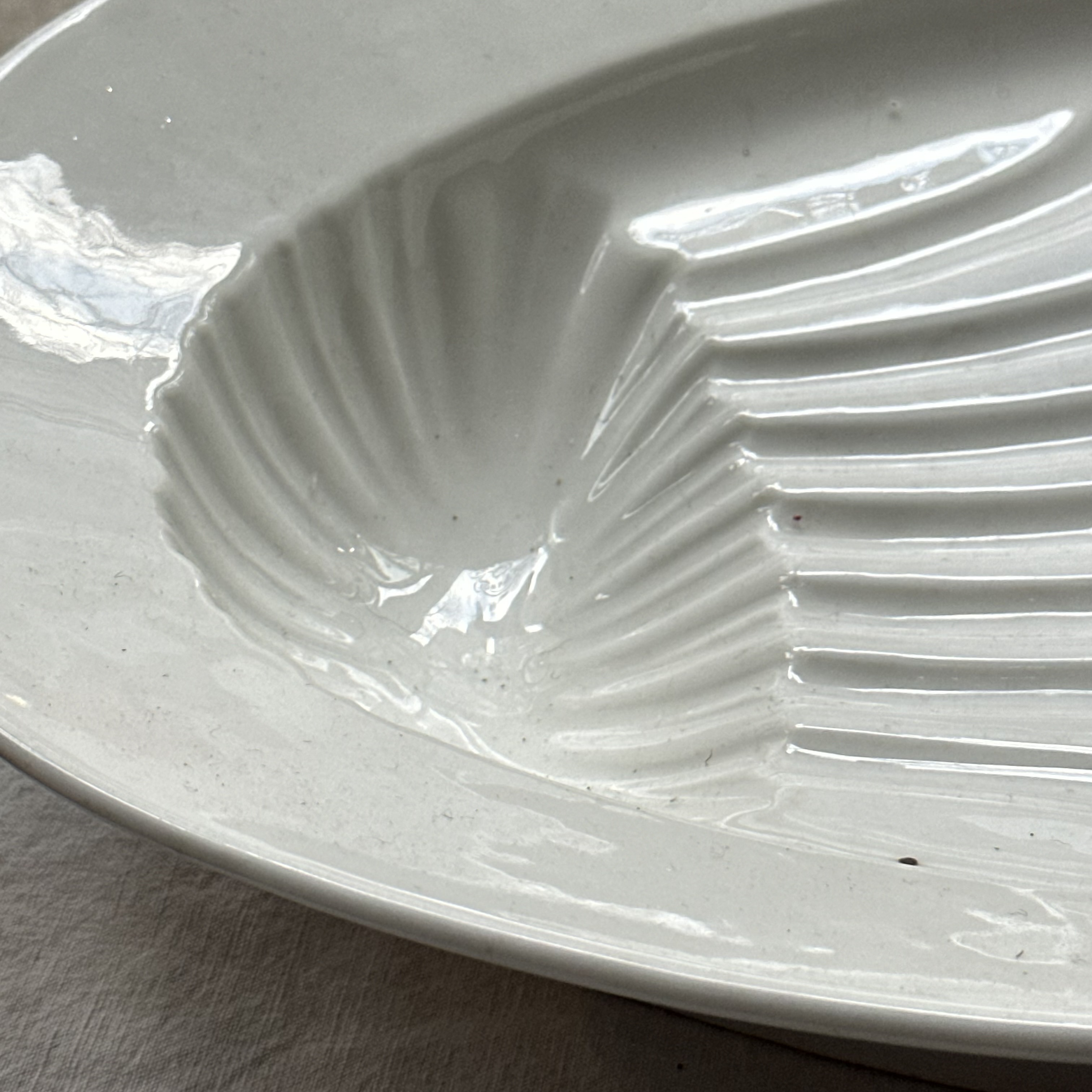 19th Century French Oval Ironstone Meat Platter with Draining Ridges - Antique Serving Dish for Roasts, Cheese & Charcuterie | Perfect for Dinner Parties & Vintage Table Settings