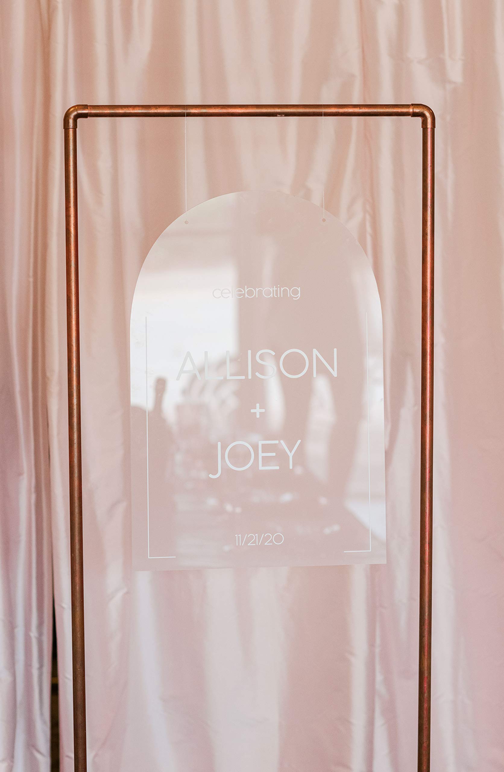 Elegant Frosted Acrylic Wedding Welcome Sign - Arch-Shaped Clear Modern Decoration for Wedding Ceremony & Reception Display - Perfect for Outdoor, Indoor, and Backyard Weddings