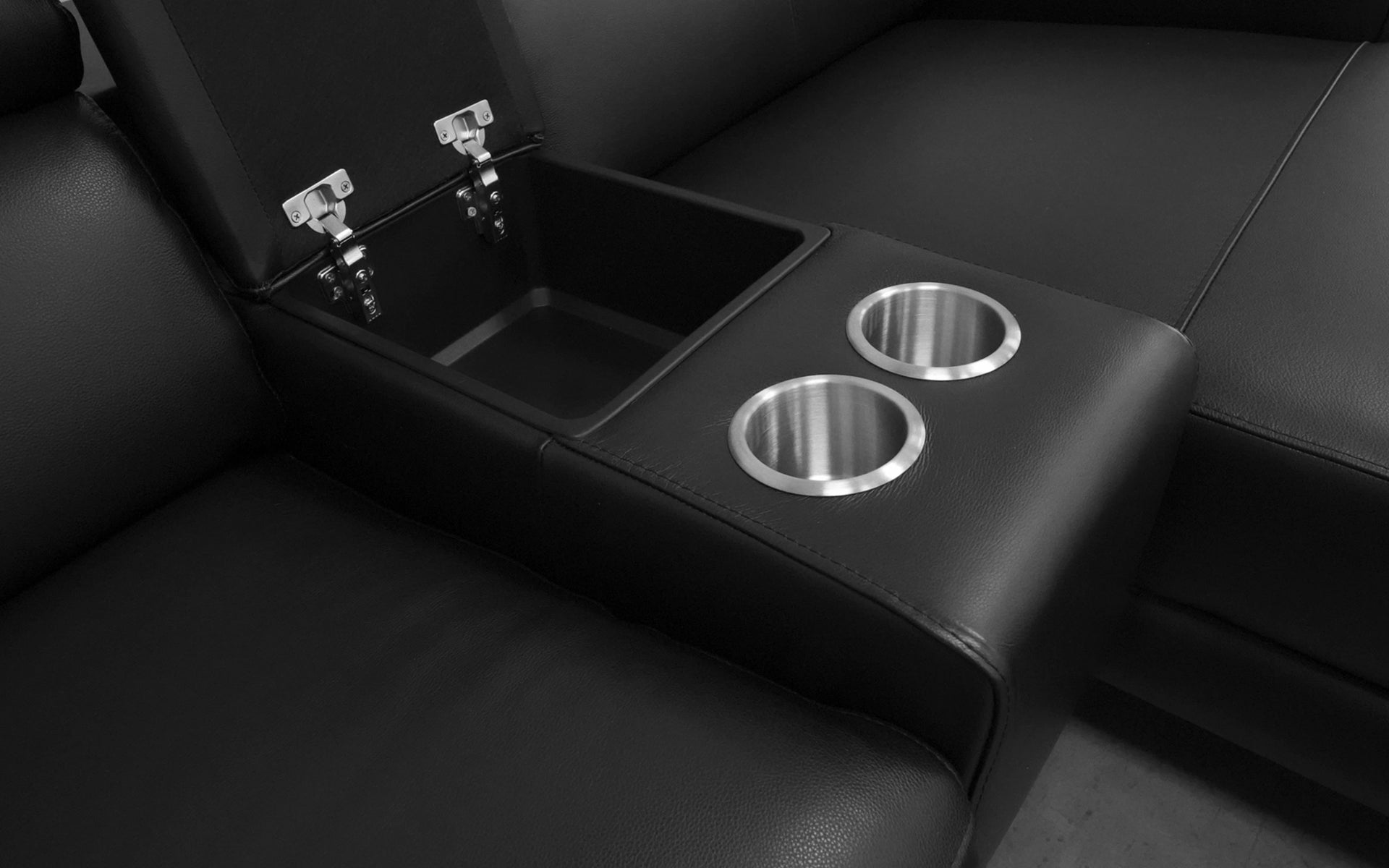 Violla Modern Leather Sectional Sofa with Recliner - Luxurious Living Room Furniture for Home Theater & Family Gatherings