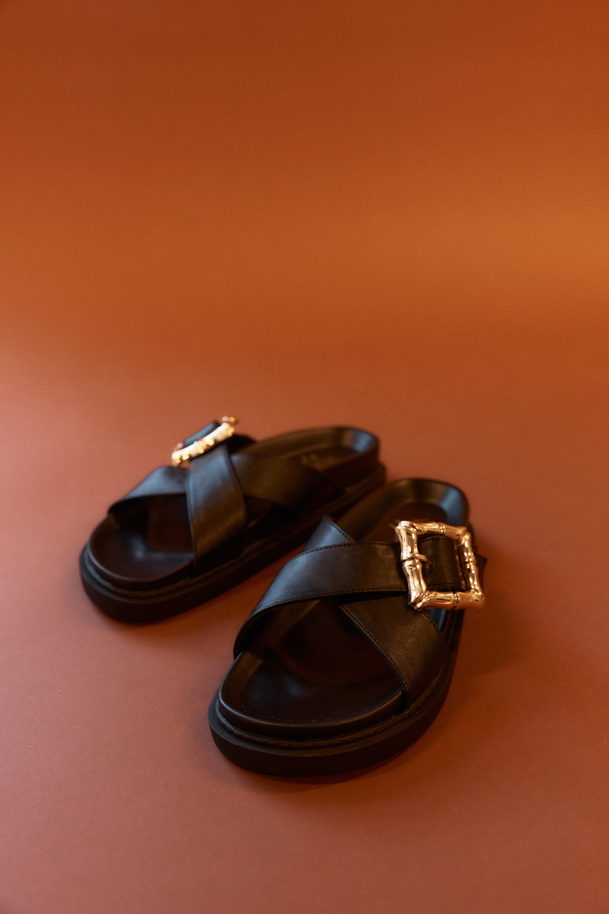 Bradford Footbed Slides - Comfortable Black Sandals for Men & Women | Perfect for Beach, Pool, and Casual Wear