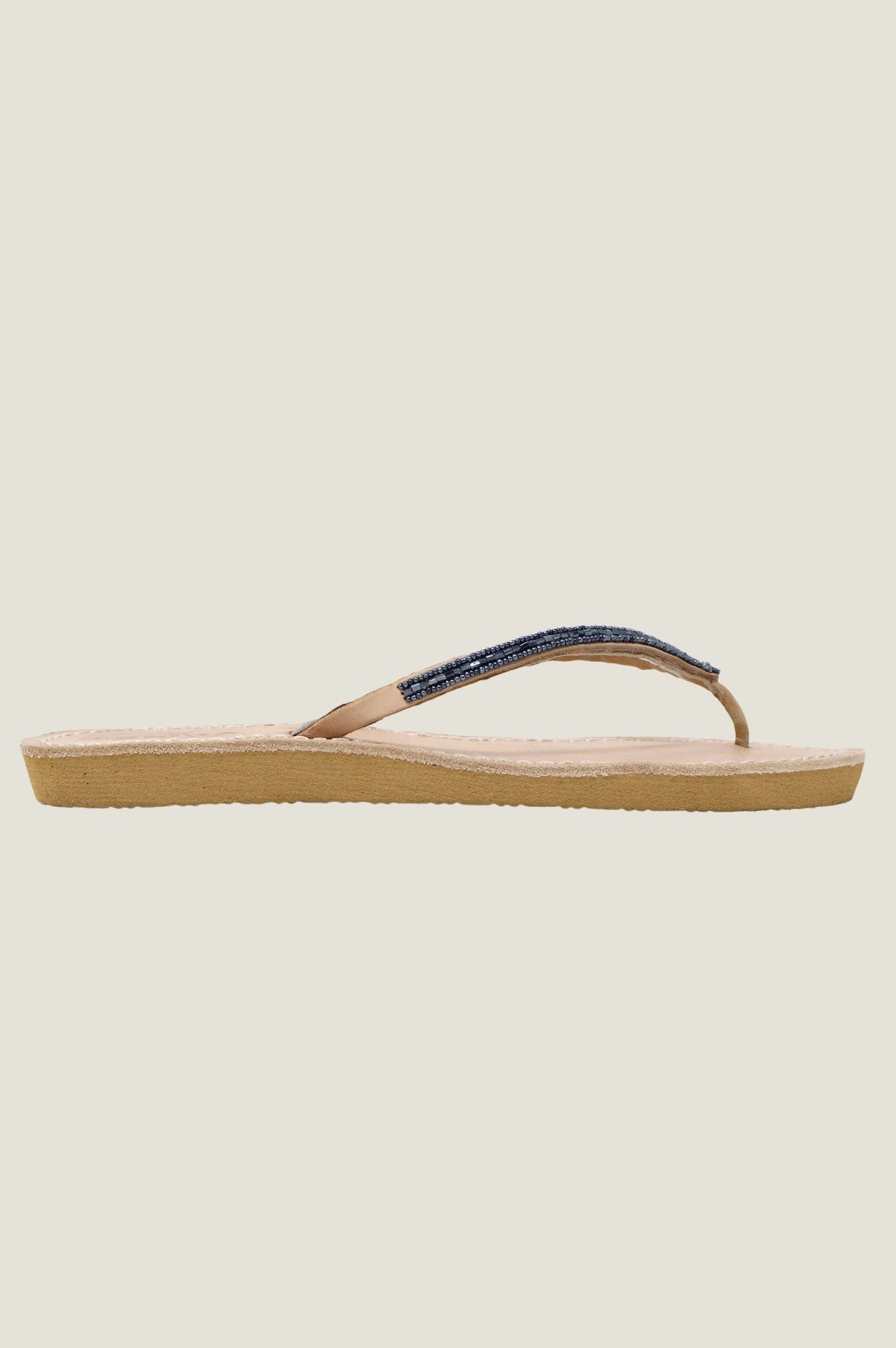 Classic Flip Flops for Men & Women | Comfortable Beach Sandals with Non-Slip Sole | Perfect for Pool, Beach, Vacation and Summer Outdoor Activities