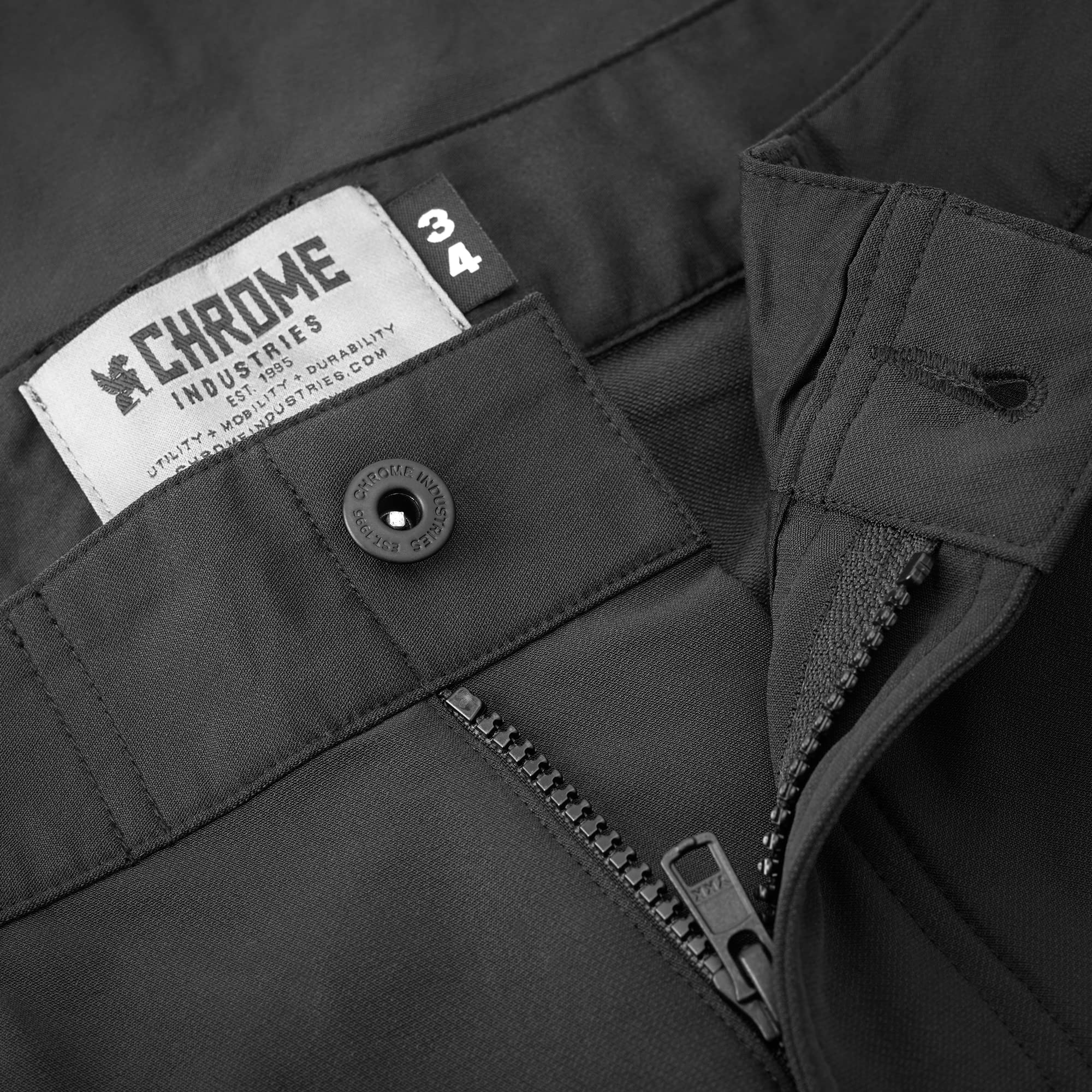 Chrome Industries Folsom 2.0 Men's Bike Messenger Work Shorts - Durable Cycling & Casual Shorts for Outdoor Activities & Commuting