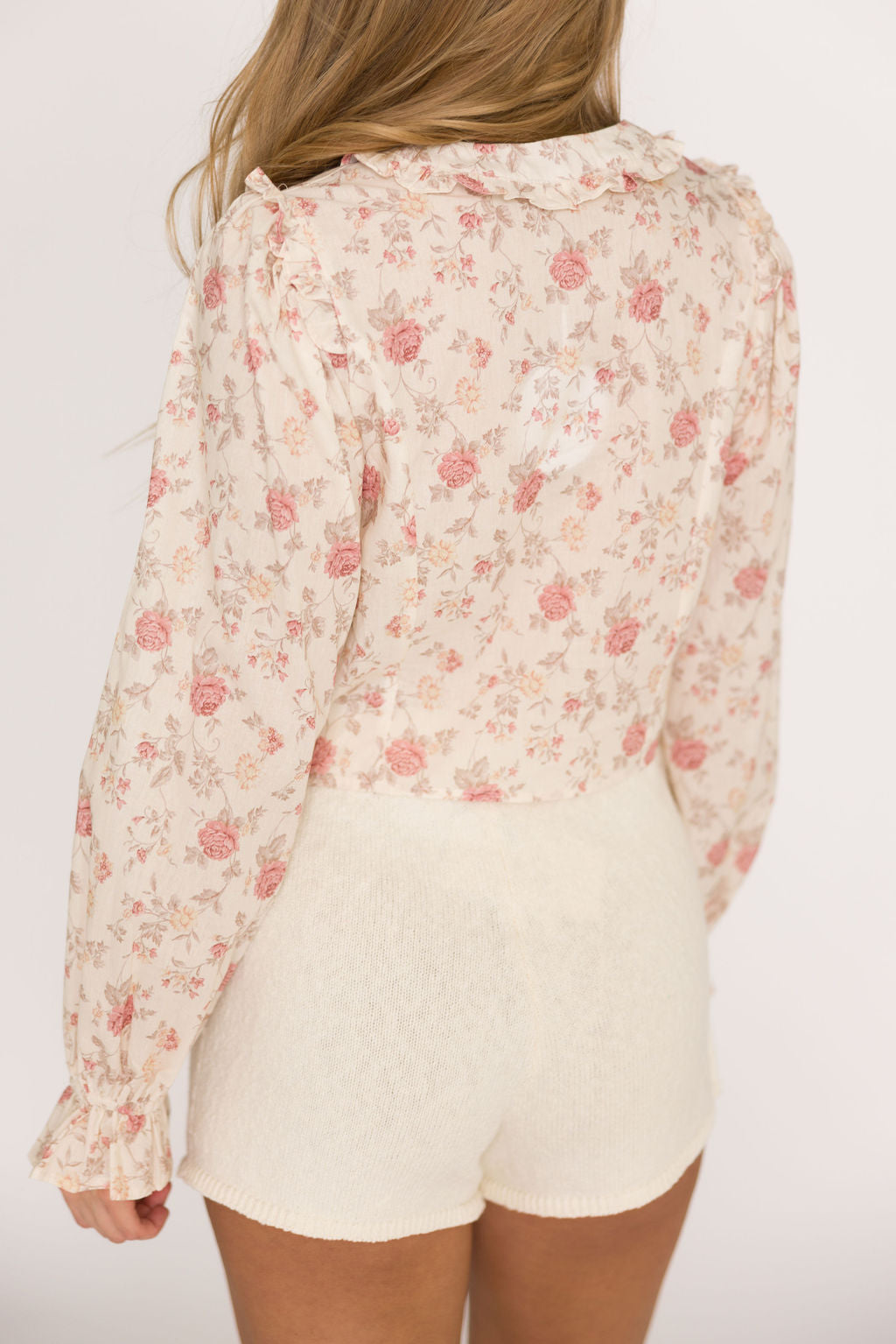 Hollis Ruffle Tie Top Women's Blouse - Cream & Pink Floral Print, Casual Summer Shirt for Date Night & Beach Outfits