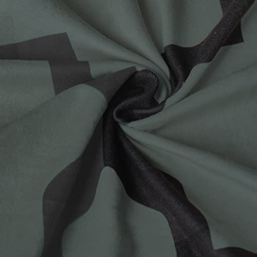 Quatrefoil/Gray