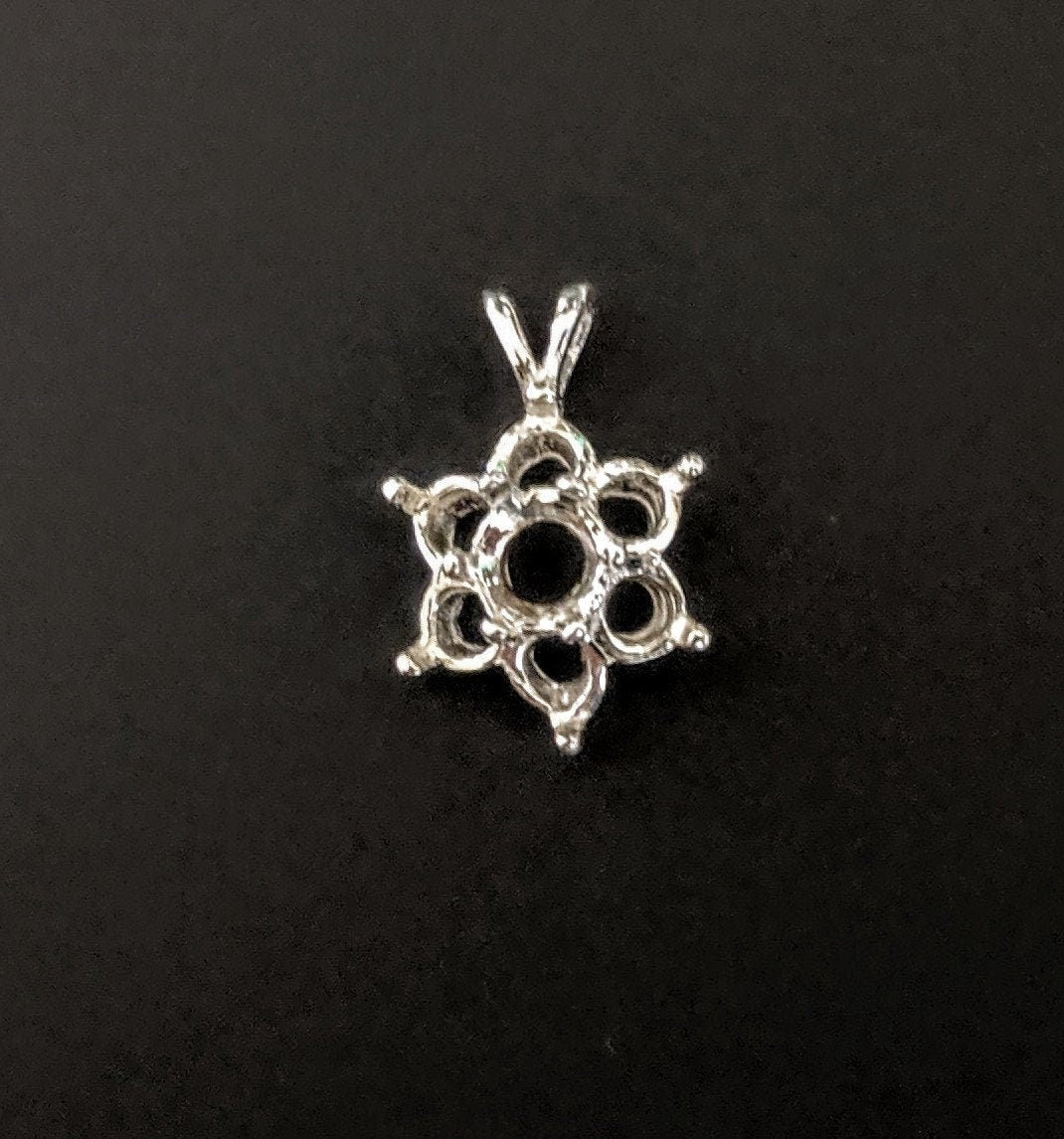 Solid Sterling Silver or 14K Gold Multi-Stone Round Cluster Pre-Notched Pendant Setting - Handcrafted Jewelry Made in USA (161 230/141 230) - Perfect for Necklaces, Bracelets & DIY Jewelry Making