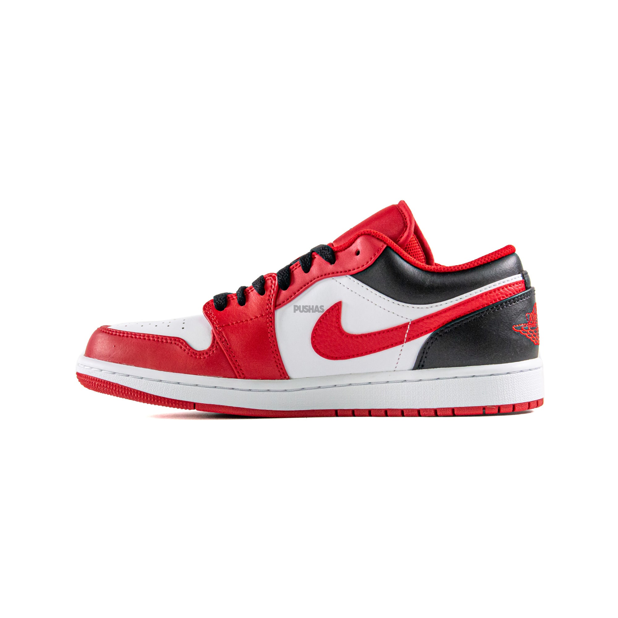 Air Jordan 1 Low 'Bulls' Basketball Shoes 2022 Edition - Men's Retro Sneakers for Casual Wear & Street Style