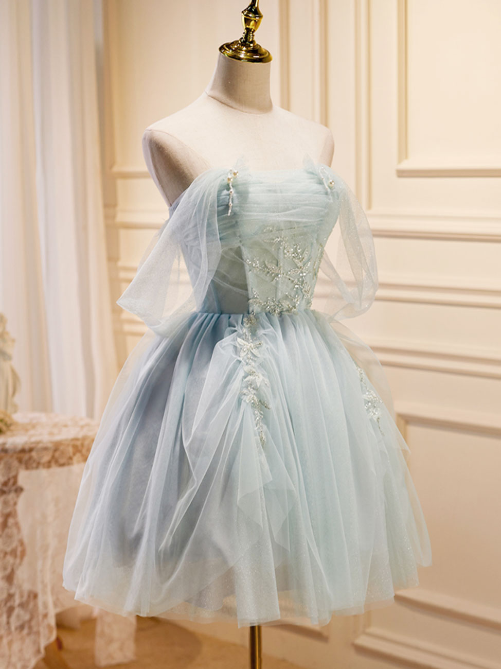 Elegant Puffy Tulle Off Shoulder Green Short Prom Dress for Homecoming, Sweet 16, Quinceañera & Formal Events - Perfect for Dances, Parties & Special Occasions