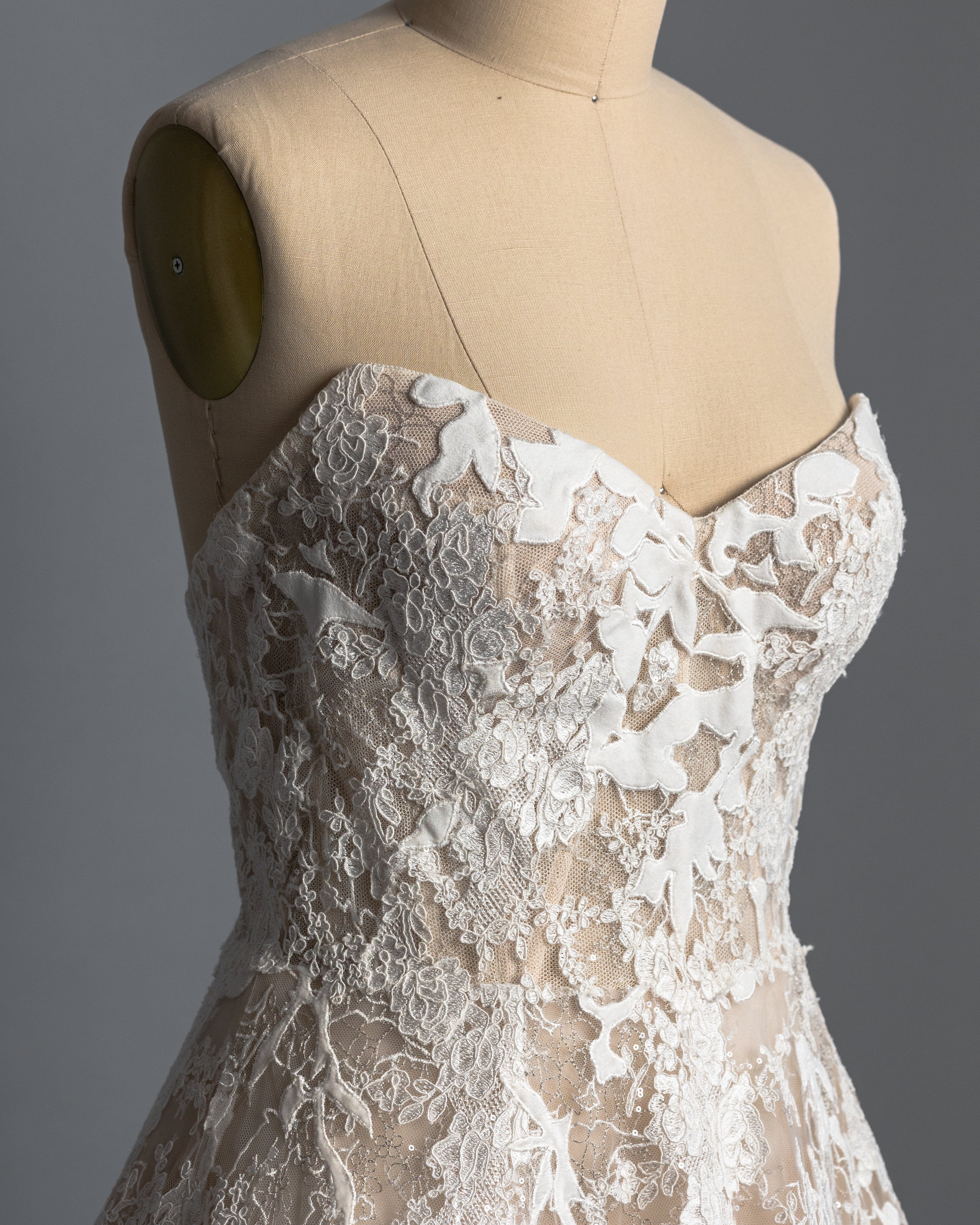 Anne Barge Luca Wedding Dress - Size 12 | Elegant Bridal Gown for Church Ceremony & Beach Weddings