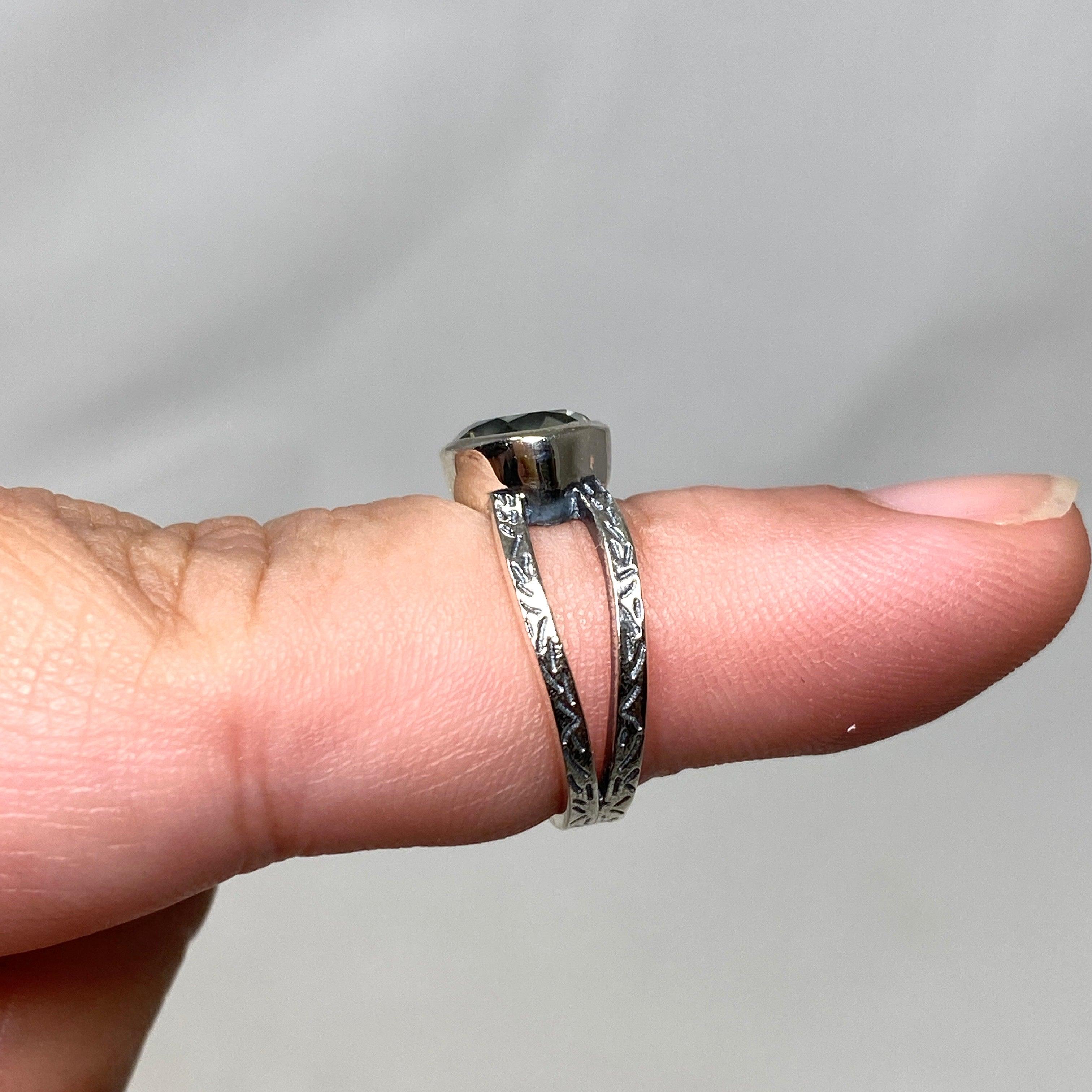 Prasiolite Faceted Oval Split Band Ring - Elegant Green Gemstone Jewelry for Women, Perfect for Weddings, Parties & Special Occasions
