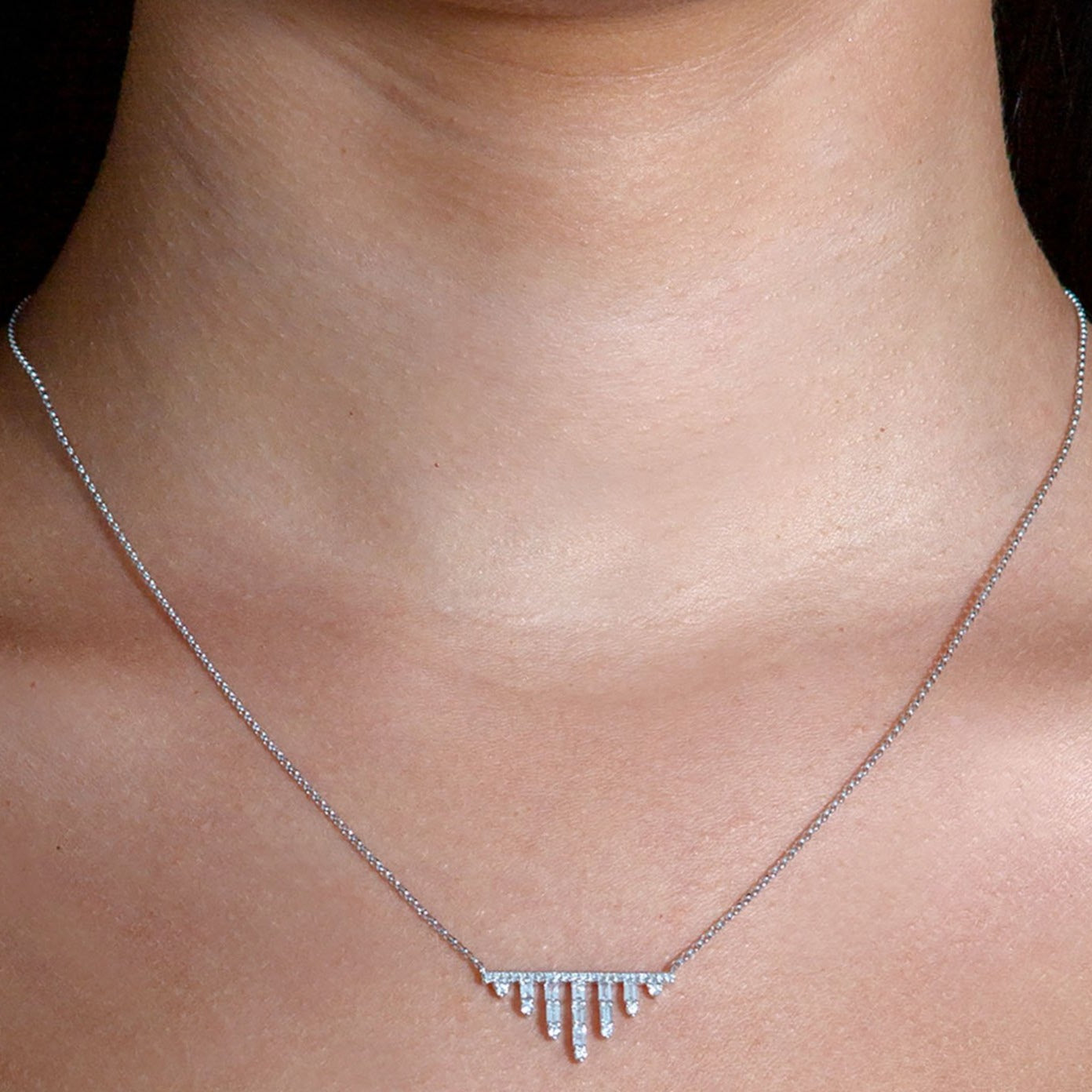 0.50 CTW Baguette & Round Diamond Bar Necklace Pendant - Elegant Jewelry for Women, Perfect for Weddings, Anniversaries & Special Occasions