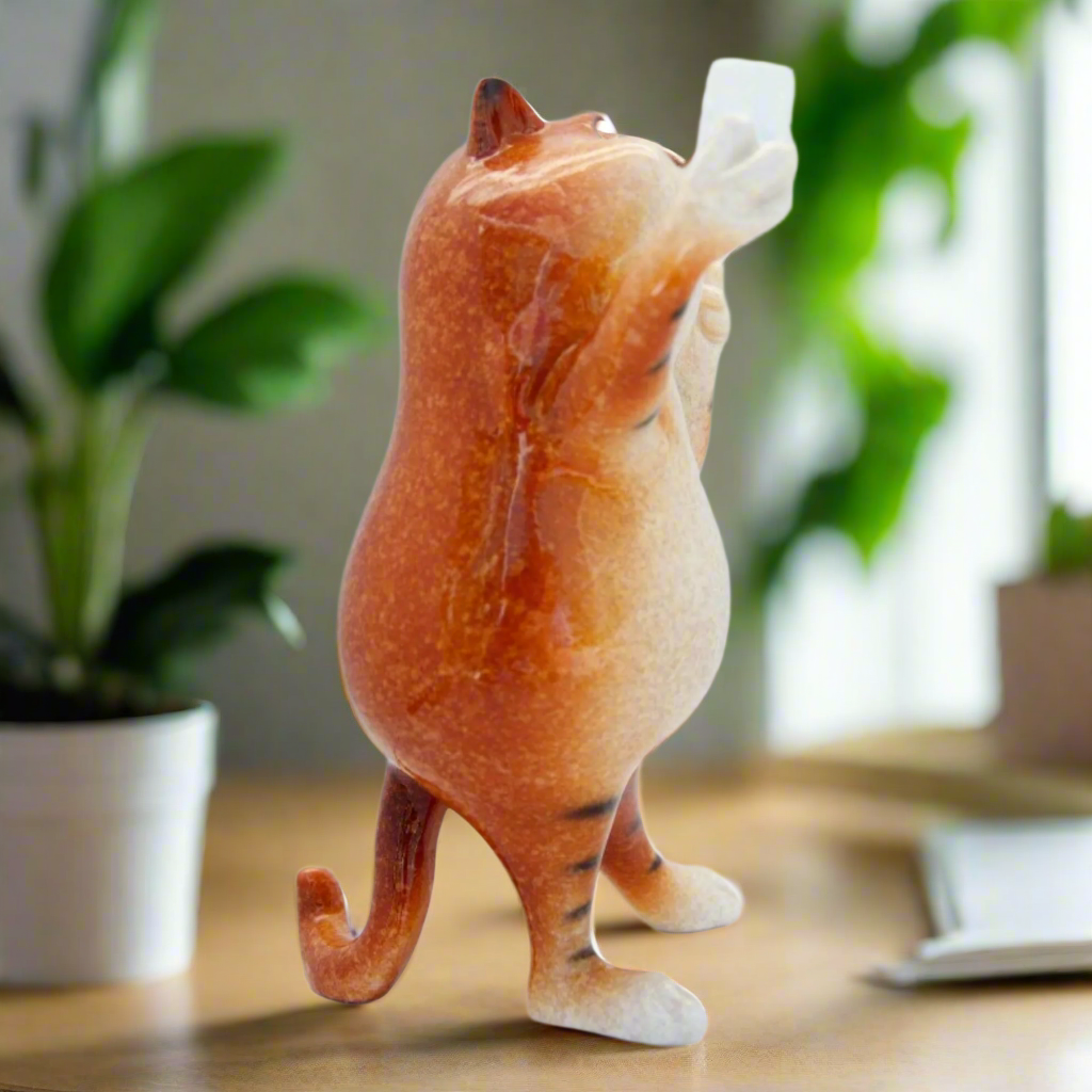 Ginger Fat Cat Taking Selfie Ceramic Ornament - Cute Handmade Home Decor for Cat Lovers | Perfect Gift for Christmas, Birthday & Housewarming | Funny Kitchen, Office & Shelf Decoration