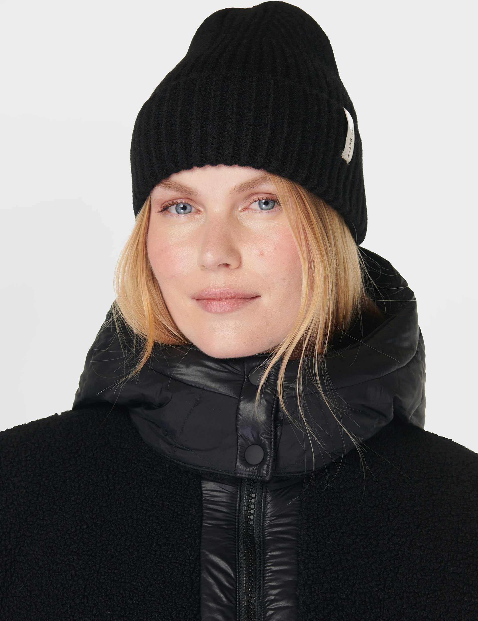 Warm Snowfall Knitted Beanie Hat for Men & Women - Soft Winter Beanie in Black - Perfect for Skiing, Snowboarding & Cold Weather Activities