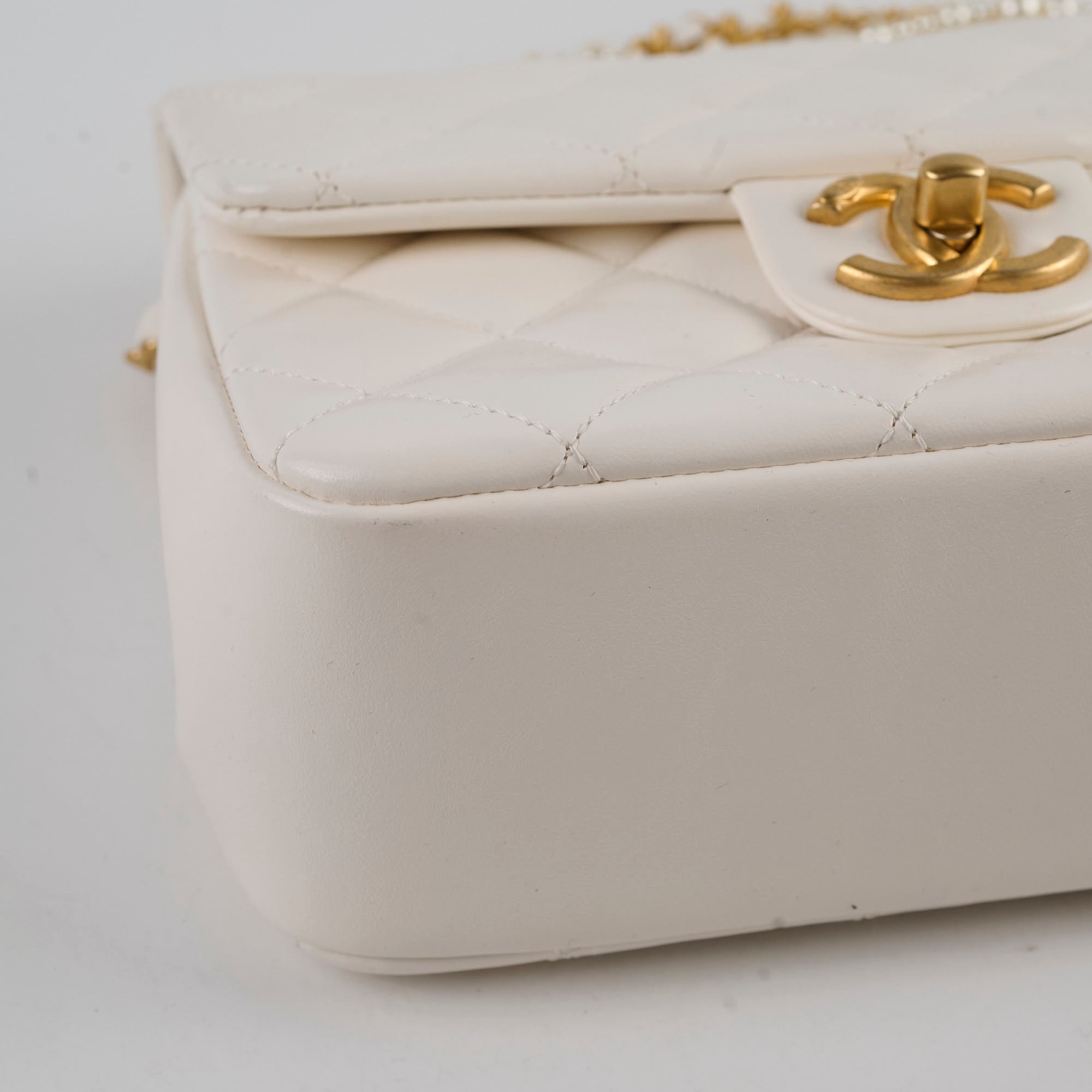 Chanel Square Seasonal Pearl Flap Bag in White Lambskin Leather with Microchip - Luxury Designer Handbag for Women, Perfect for Parties, Weddings & Special Occasions