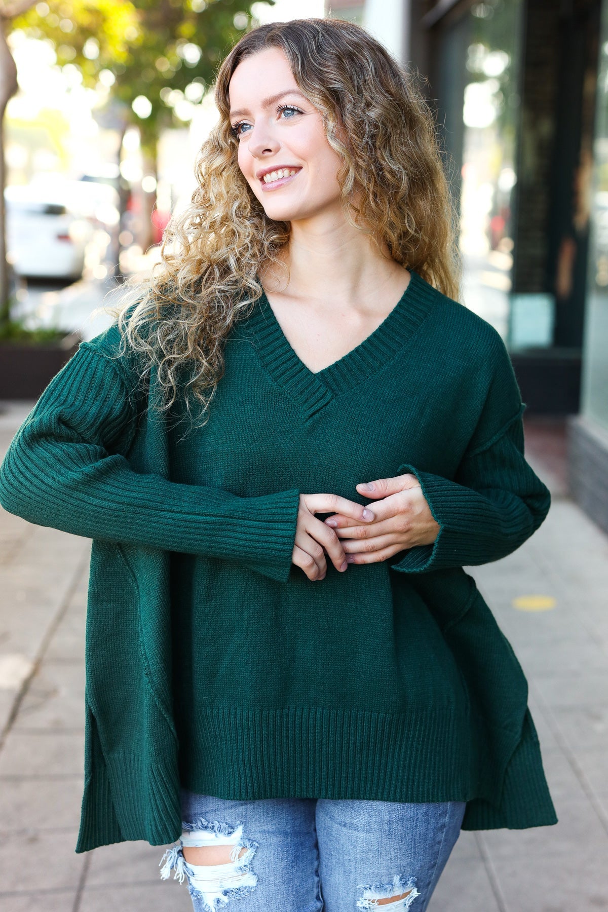 Stylish Hunter Green Oversized V-Neck Rib Knit Sweater for Women - Cozy Fall & Winter Layering Essential