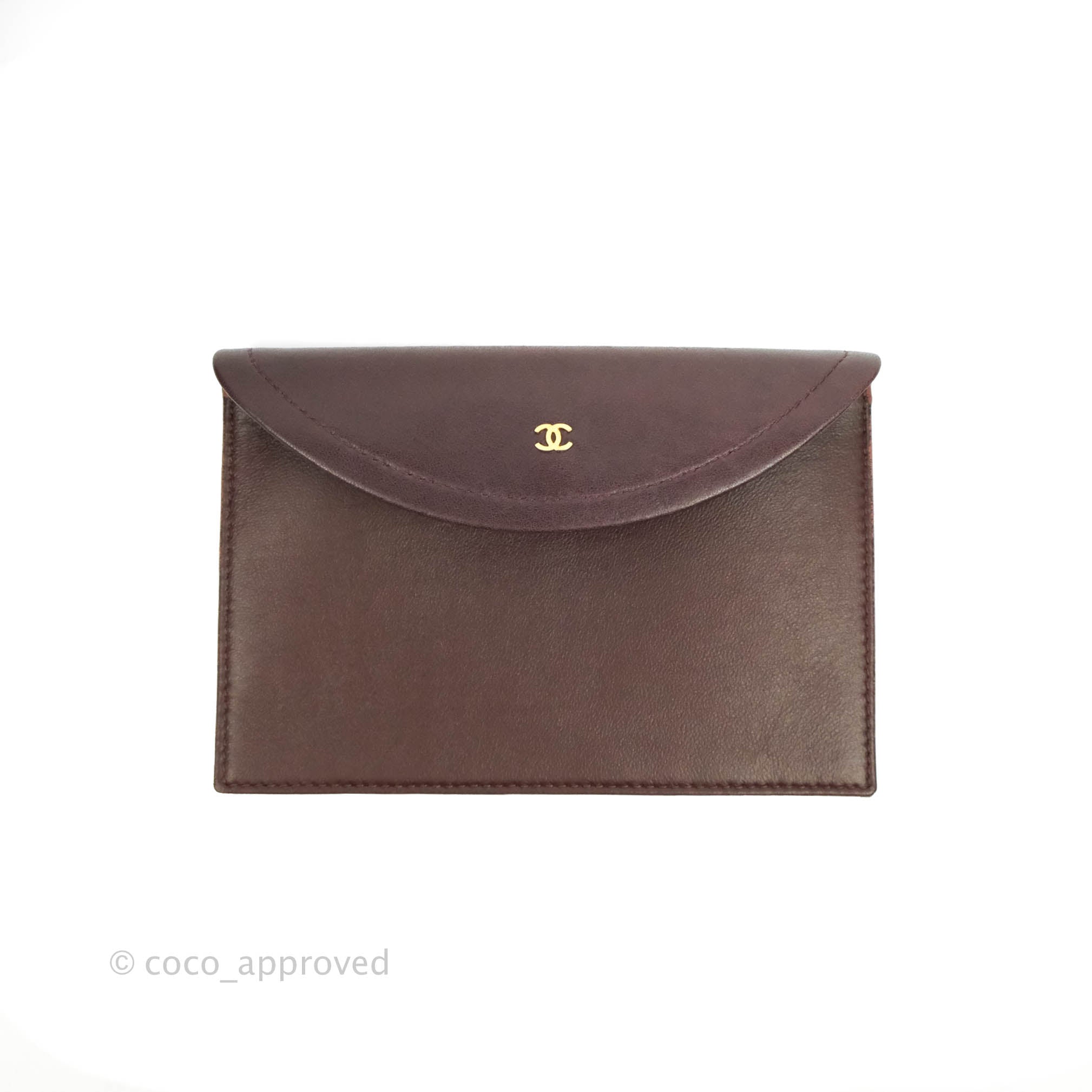 Chanel CC Signature Flap Bag in Diagonal Burgundy Calfskin with Aged Gold Hardware - Luxury Crossbody Purse for Women, Perfect for Date Night & Special Occasions