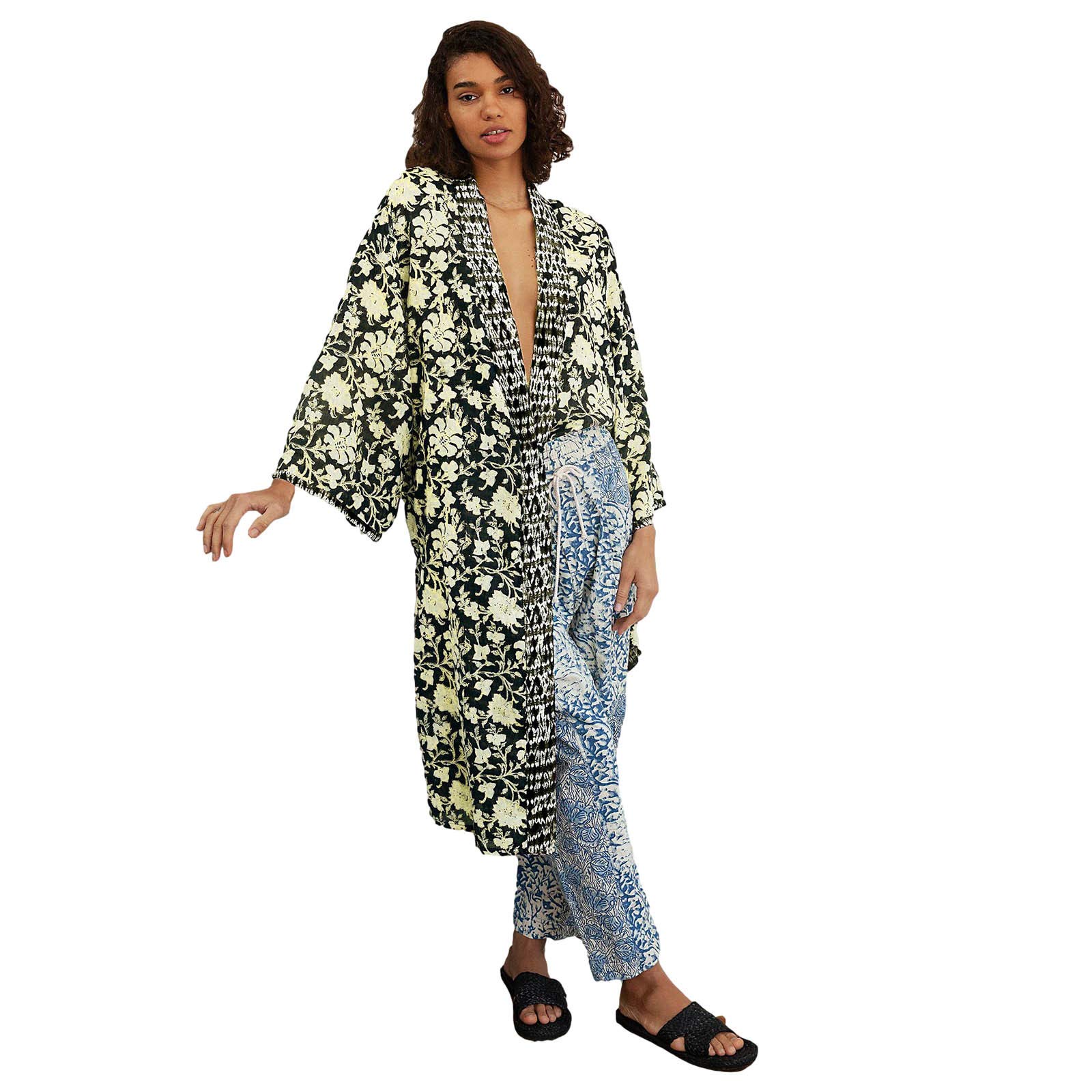 Women's Flowy Kimono Blouse - Chiffon Open Front Loose Dress Cardigan - Printed White Sweater Top - Perfect for Beach Coverups, Boho Outfits & Summer Evenings