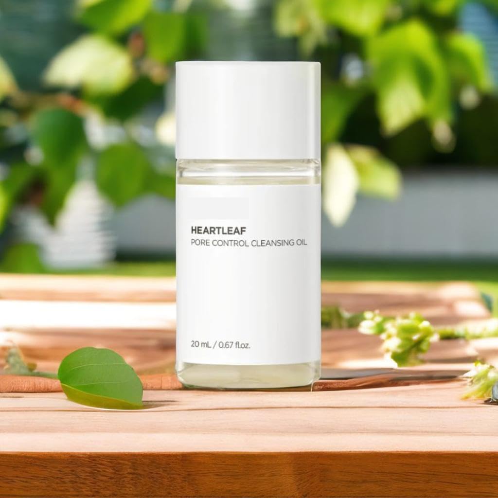 Heartleaf Pore Control Cleansing Oil Mini (20ml) | Korean Facial Cleanser for Blackhead Removal & Makeup Cleansing | Travel-Size Skincare | Perfect for Daily Use & On-the-Go Beauty Routine