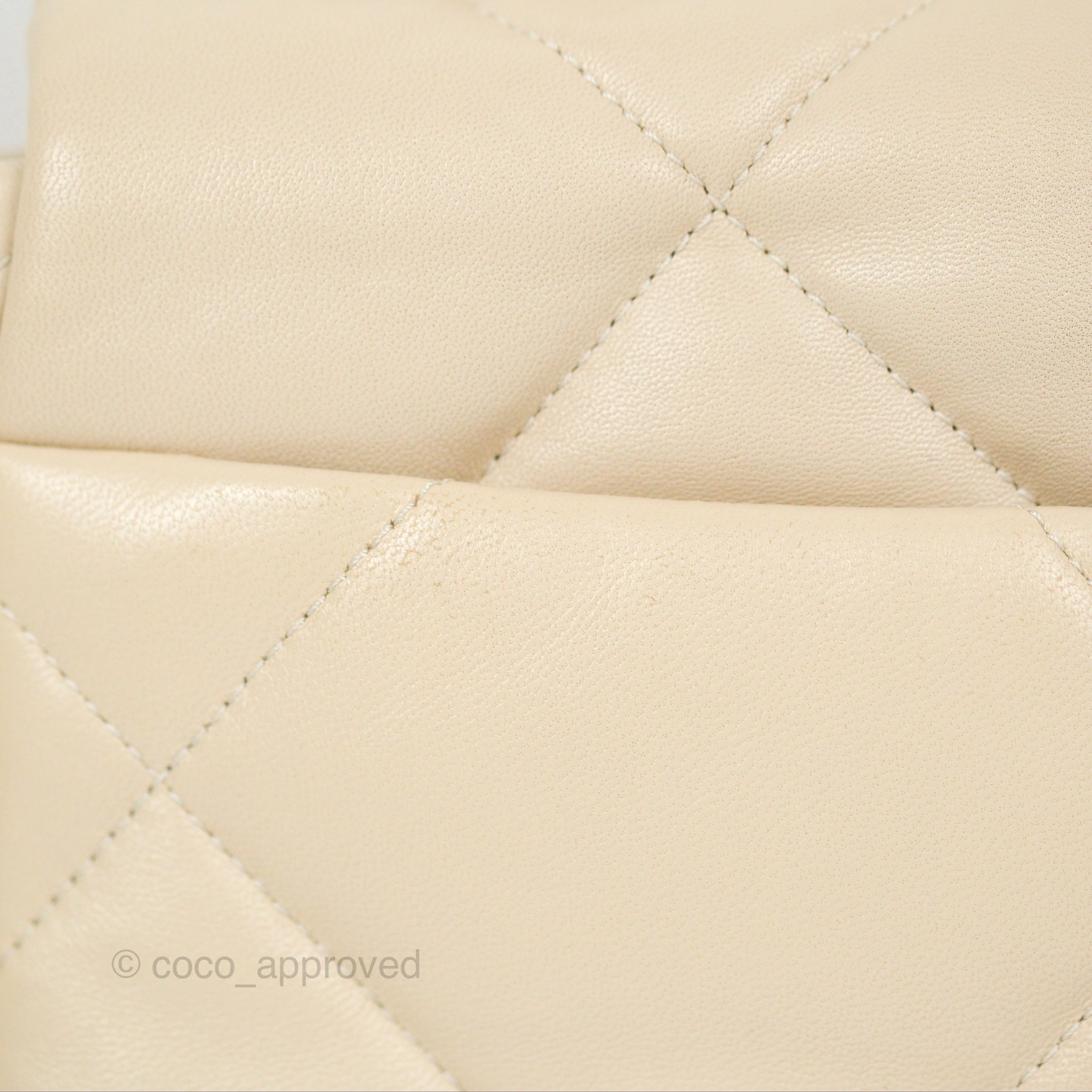 Chanel 19 Small Handbag in Ivory Beige with Mixed Hardware - Luxury Crossbody Bag for Women, Perfect for Everyday Use & Special Occasions