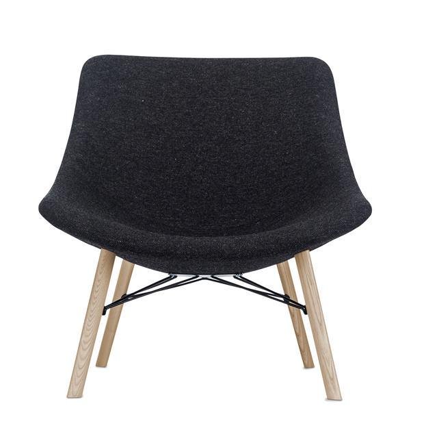 Lapalma Auki S115 Modern Lounge Chair - Mid-Century Inspired Accent Chair for Living Room, Bedroom & Office - Comfortable Upholstered Seating with Wooden Legs