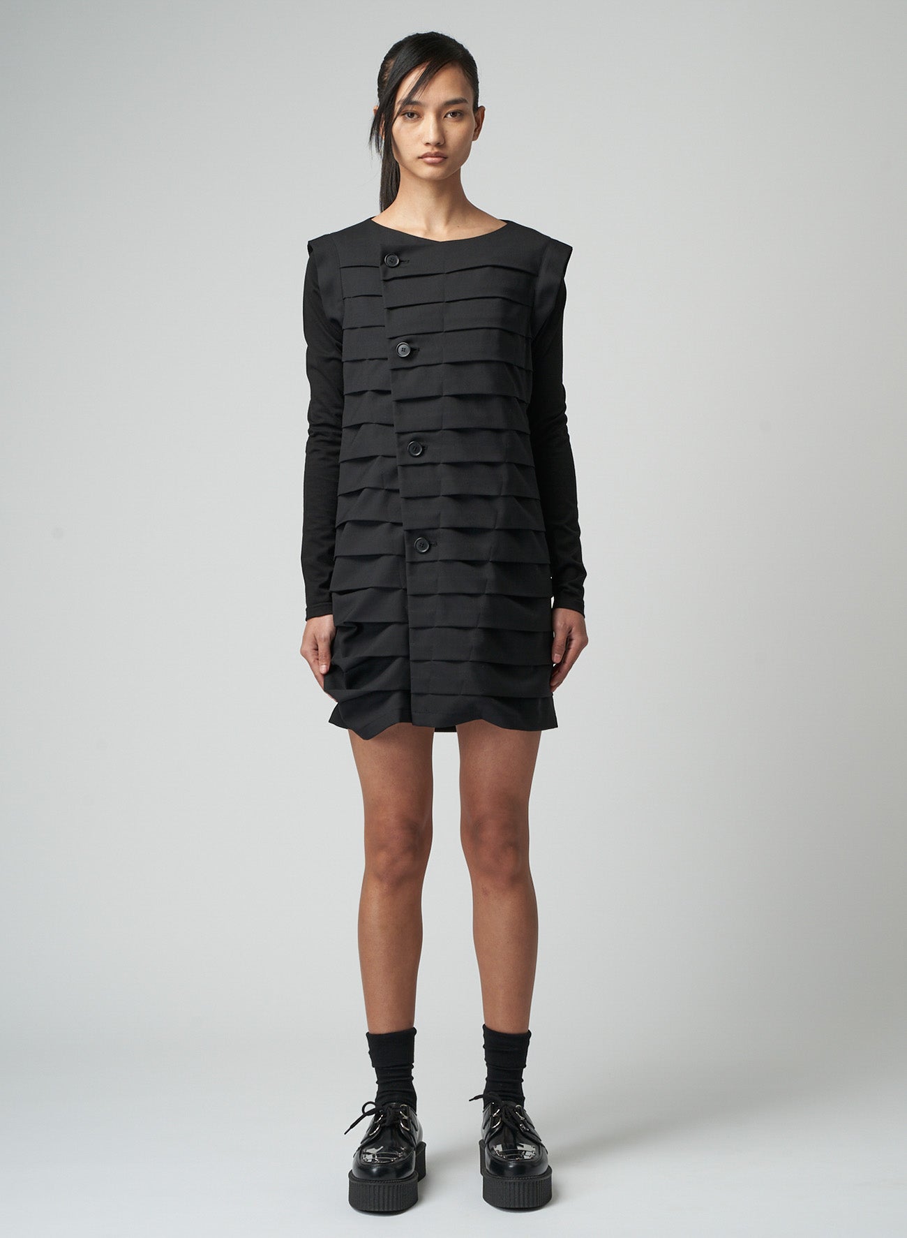 Elegant Women's Dress with Horizontal Pleats - Flowy & Stylish for Casual Outings, Office Wear & Special Occasions