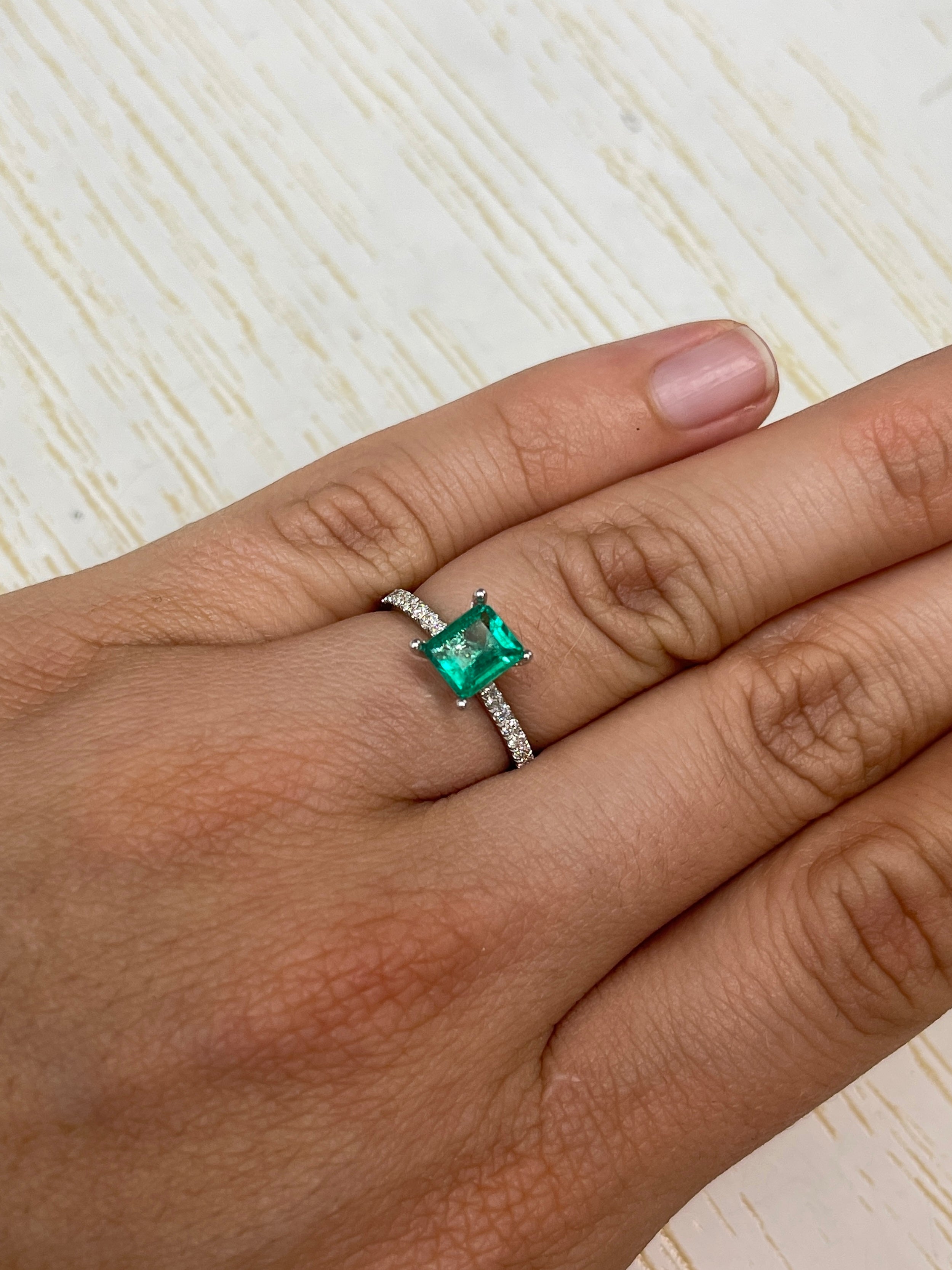 0.90 Carat 7x6mm Vivid Green Natural Loose Colombian Emerald Gemstone - Emerald Cut for Jewelry Making, Engagement Rings & Fine Collections