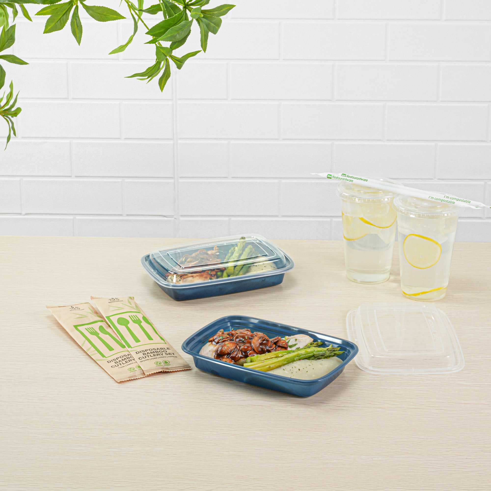 16 oz Rectangle Midnight Blue Plastic To Go Containers with Clear Lids - 100 Pack (7.75