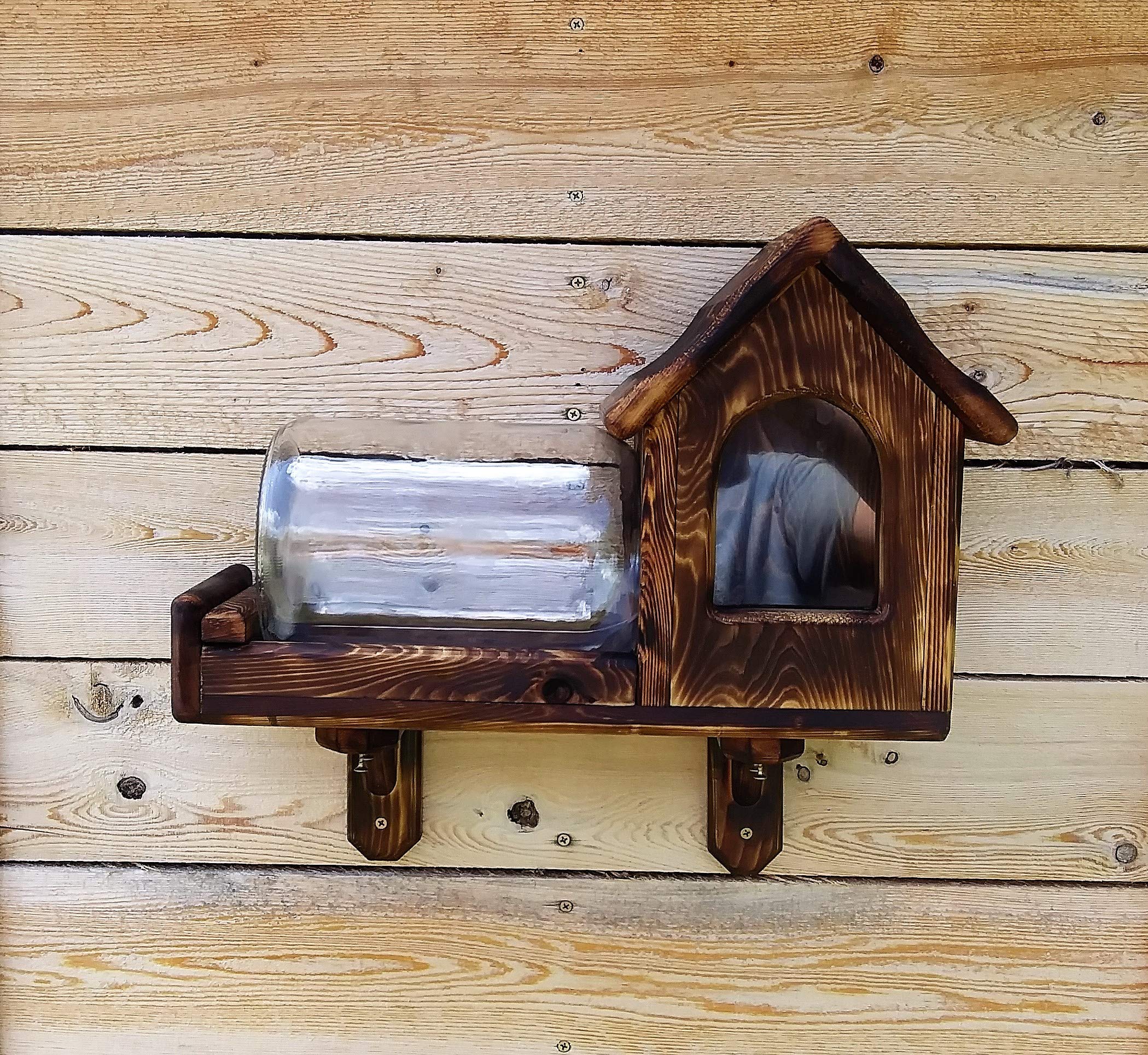Cedar Wood Squirrel Feeder - Gallon Glass Jar with Fence Mount - Outdoor Wildlife Feeding for Backyard, Garden & Patio