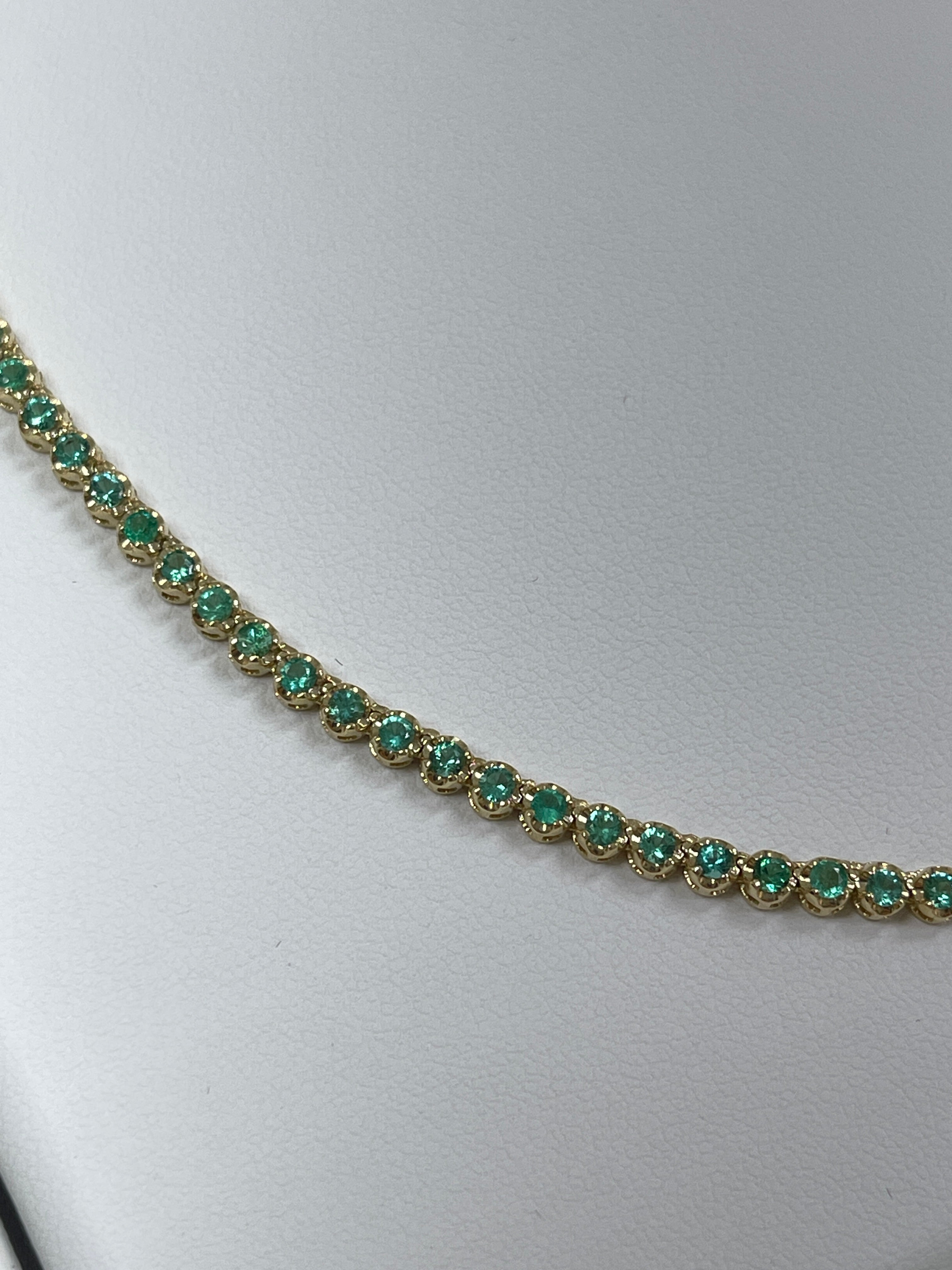 Trendy 14K Gold Green Emerald Round Prong Tennis Necklace - 16 Inch Elegant Jewelry for Women, Perfect for Weddings, Parties & Special Occasions