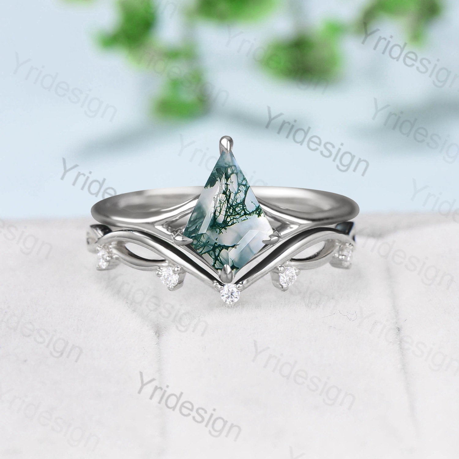 Elegant Kite-Cut Moss Agate Ring Set | Simple Split Shank Green Agate Engagement Ring | Solitaire Bridal Wedding Band | Anniversary Gift for Her | Perfect for Proposals, Weddings & Special Occasions