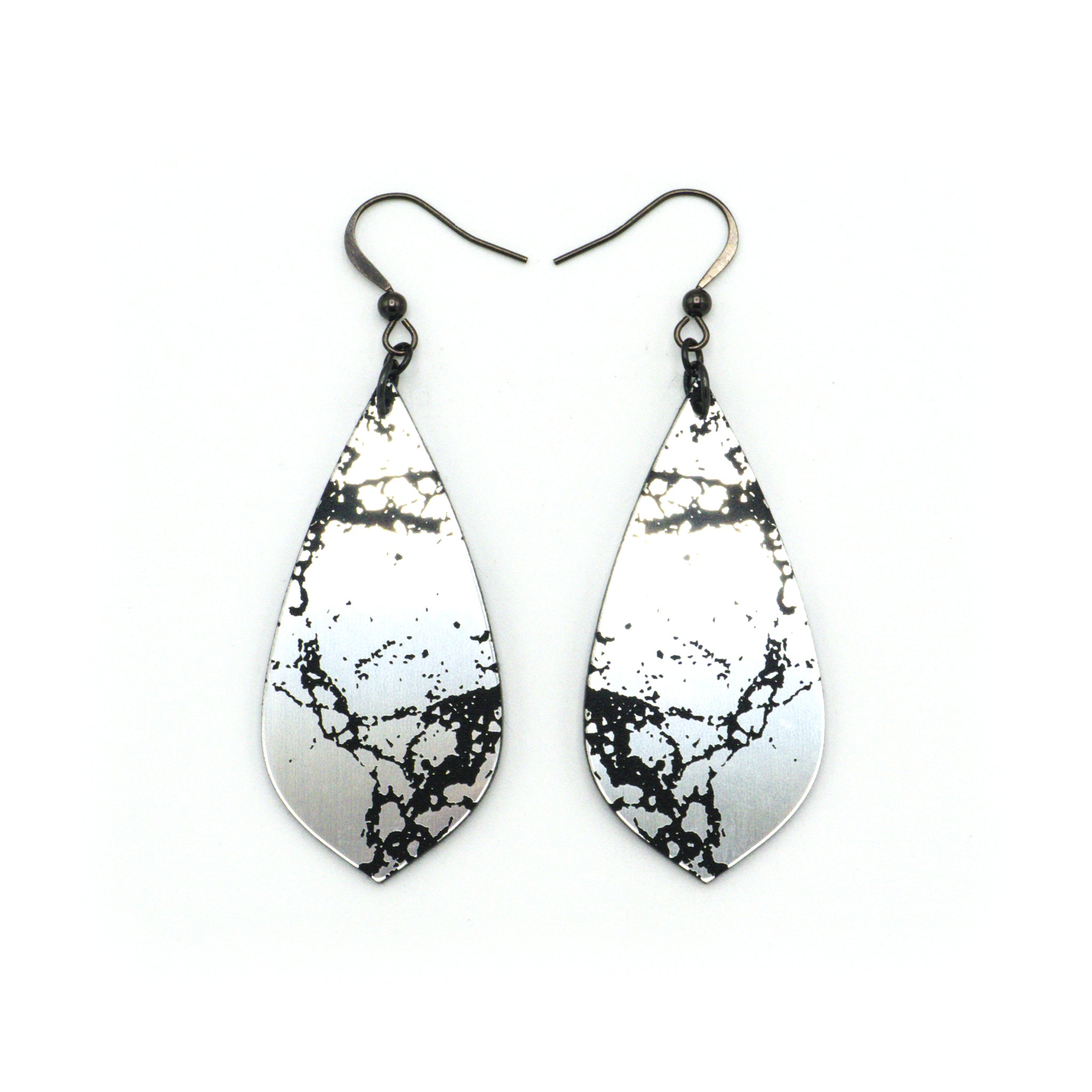 Gem Point [23] Acrylic Earrings - Brushed Silver & Black | Stylish Fashion Jewelry for Women, Perfect for Parties, Weddings & Everyday Wear