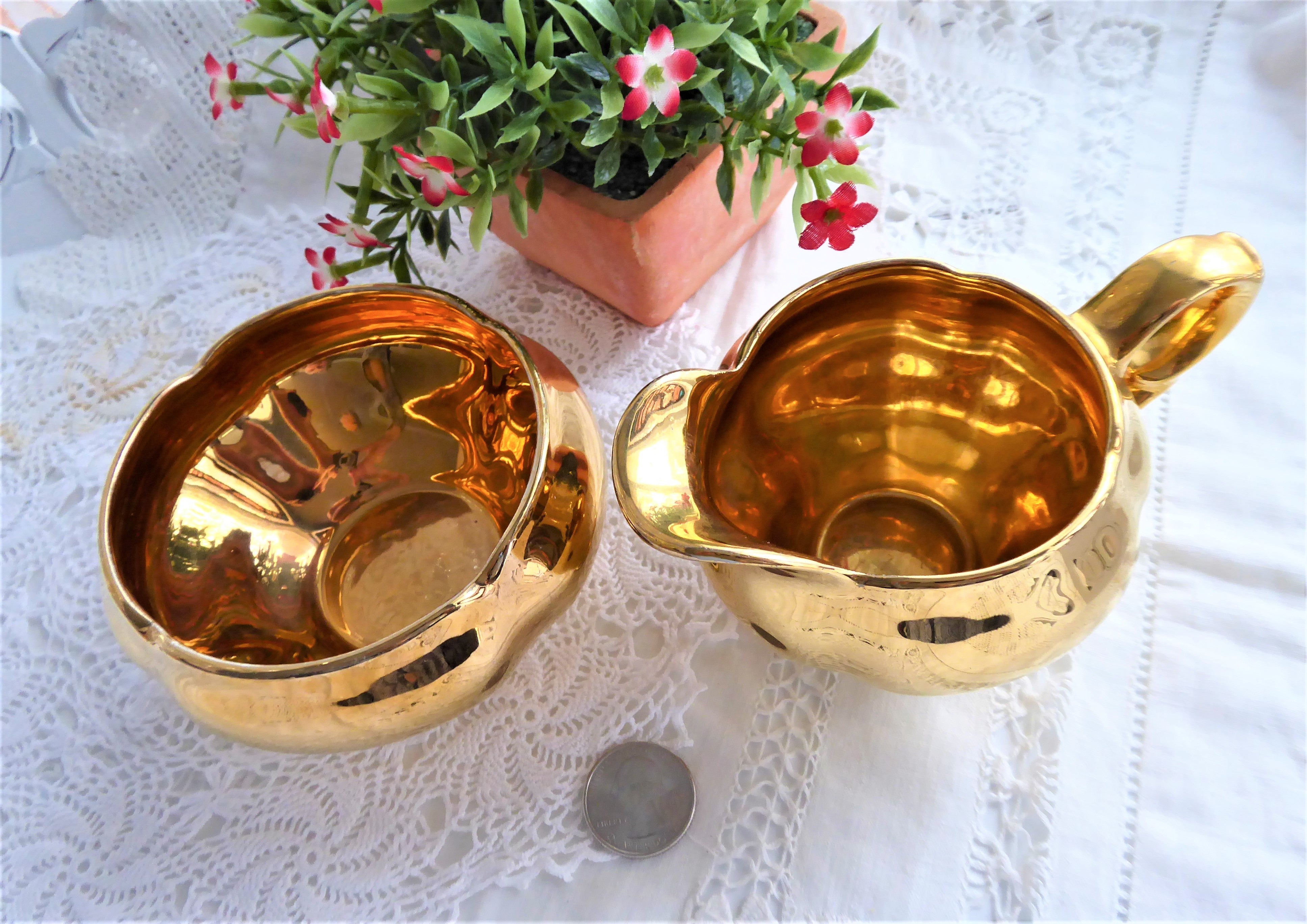 Vintage Royal Winton Golden Age Cream and Sugar Set - 1960s Gold Luster Porcelain for Tea Time & Collectible Display