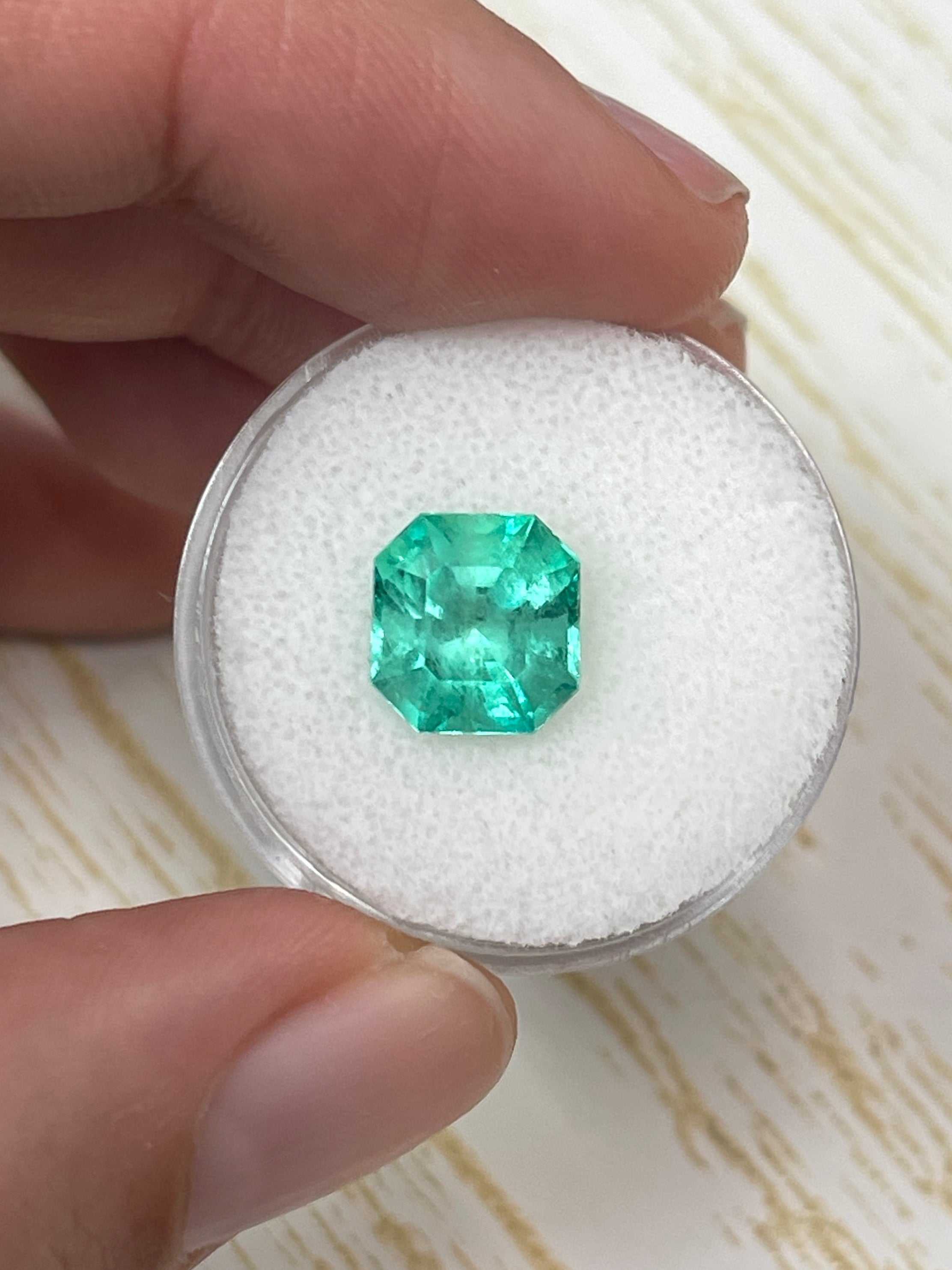 3.27 Carat Natural Colombian Emerald Loose Gemstone - 9.3x8.8mm Asscher Cut for Jewelry Making, Engagement Rings & Luxury Gifts