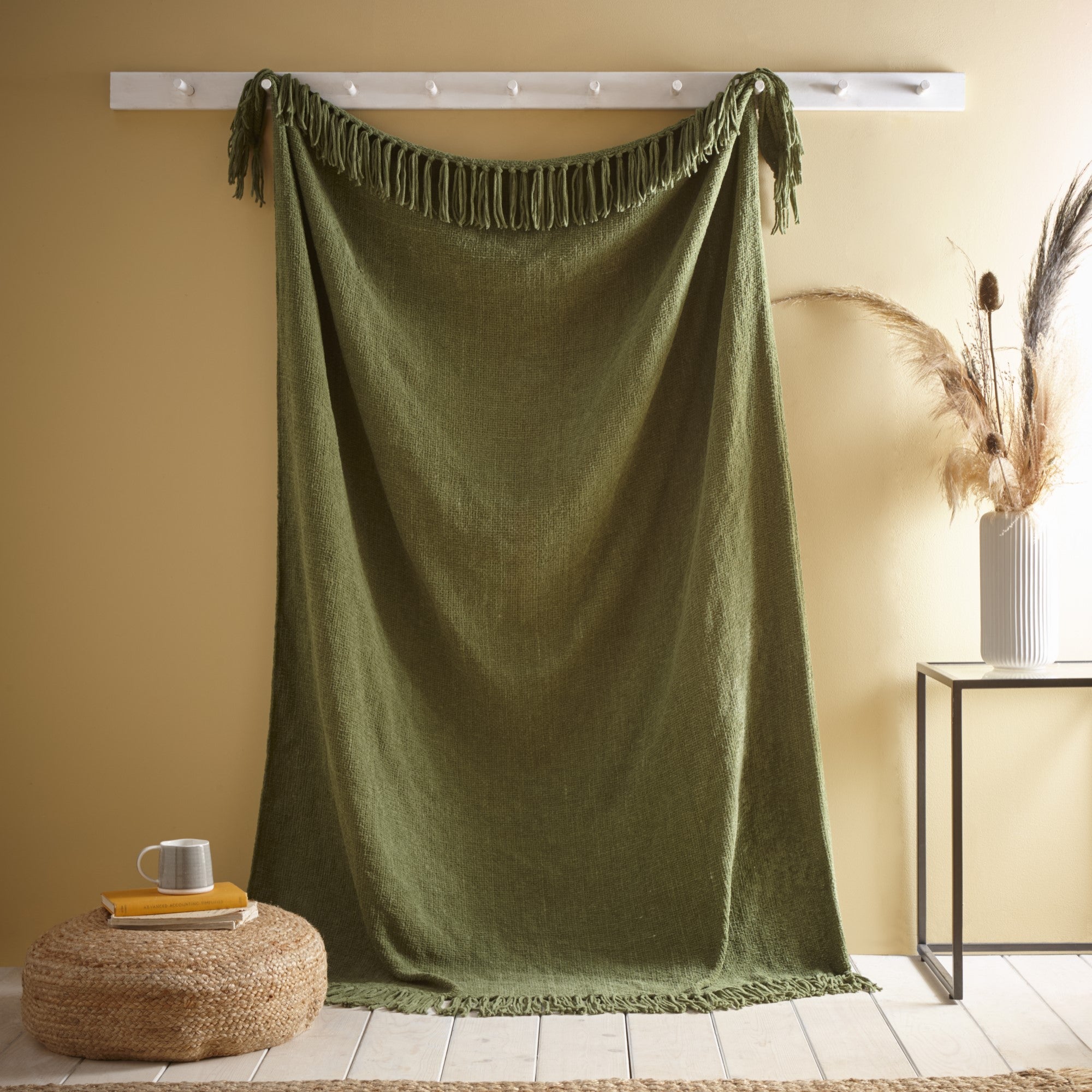 Appletree Loft Chenille Throw Blanket - Soft Plush Green Bedspread for Sofa, Bed & Couch - Cozy Home Decor & Gift Idea