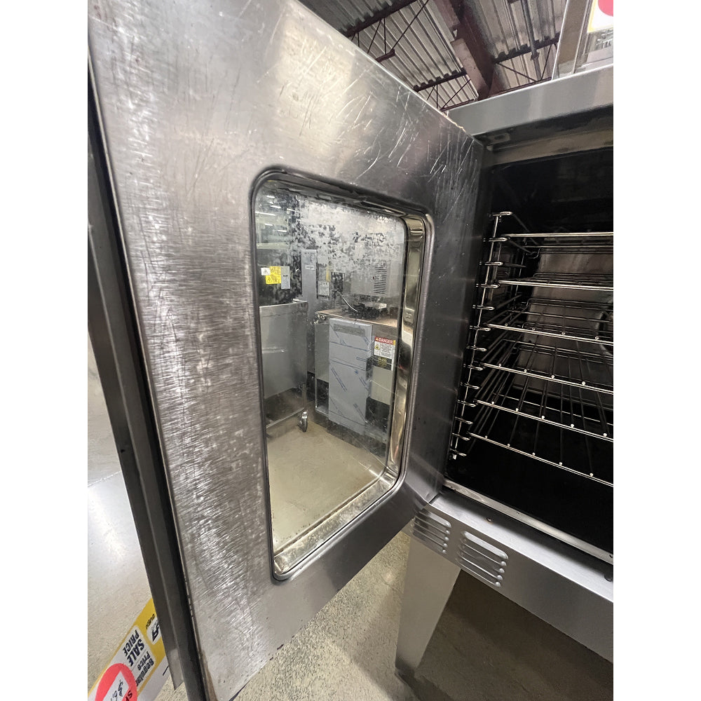 Garland MCO ES 10 Electric Single Deck Convection Oven with Master 450 Digital Control - 208V 3 Phase | Commercial Kitchen Equipment for Restaurants, Bakeries & Catering Businesses